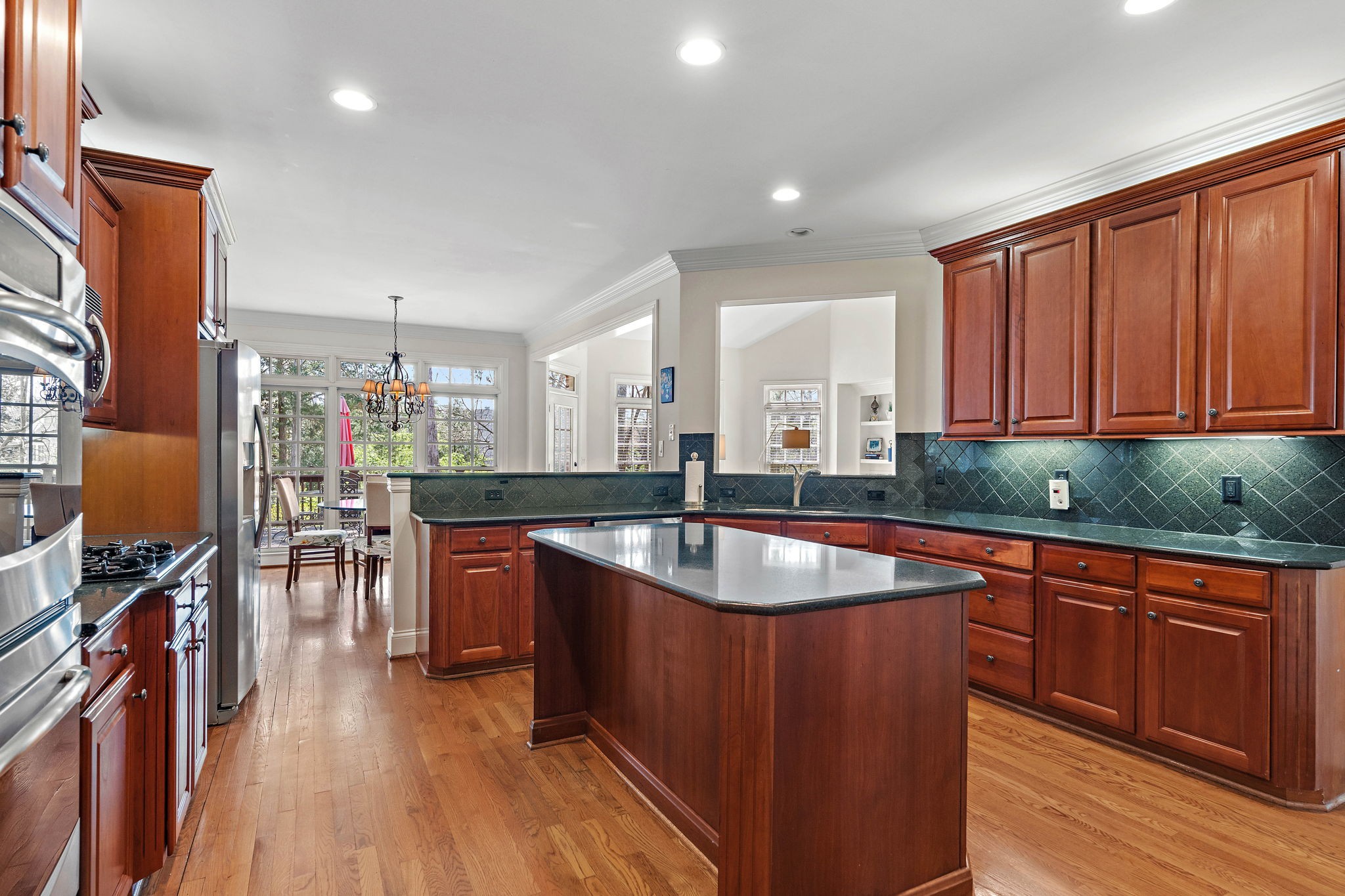 1424 Willowbrooke Cir