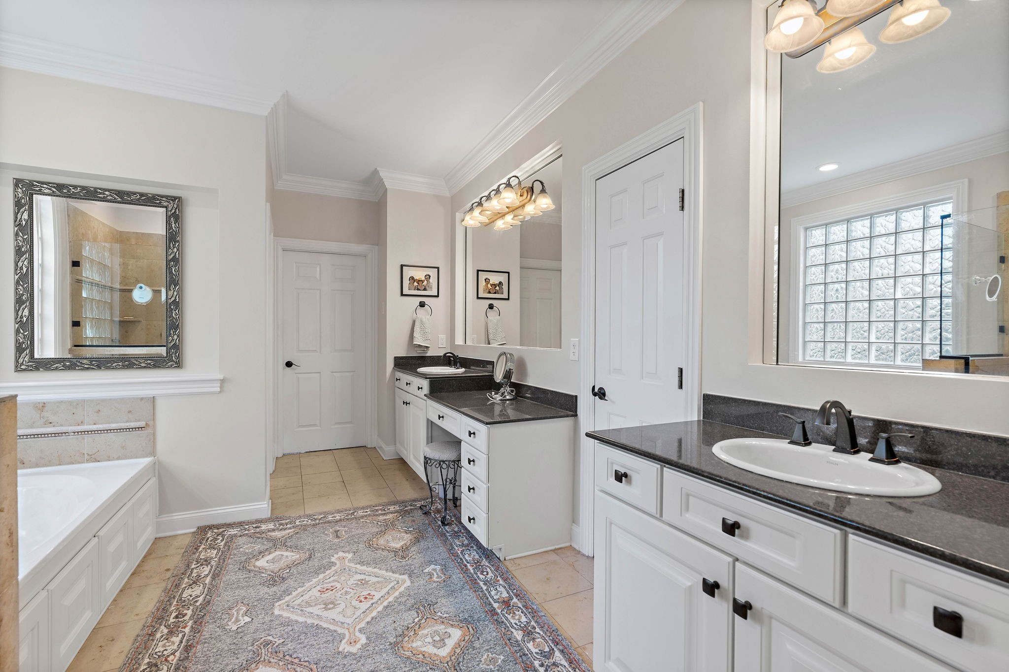 1424 Willowbrooke Cir