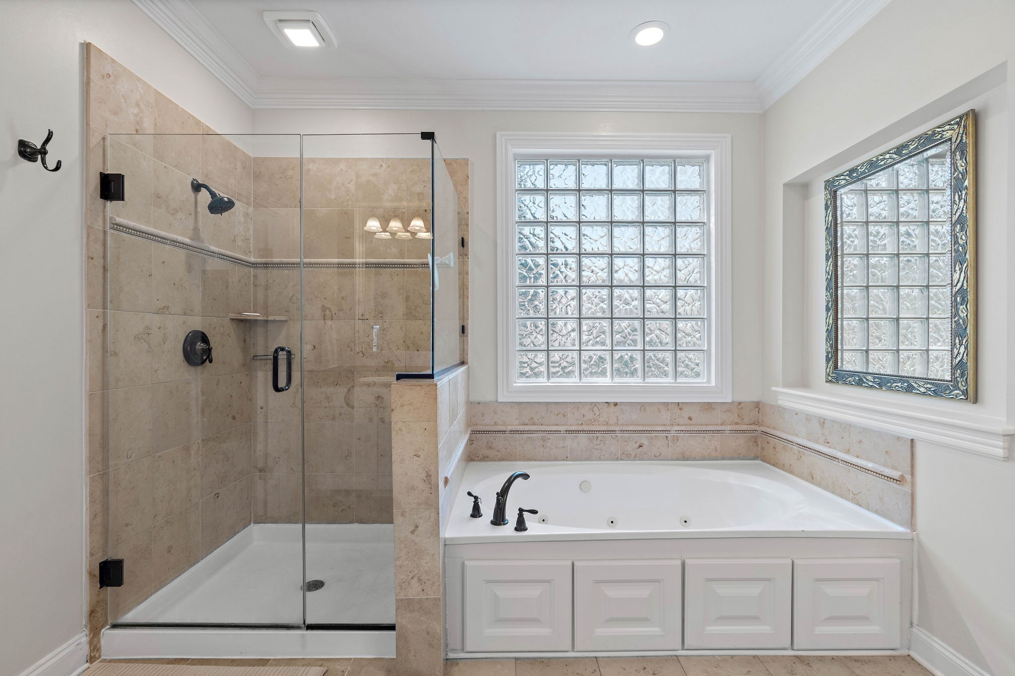 1424 Willowbrooke Cir