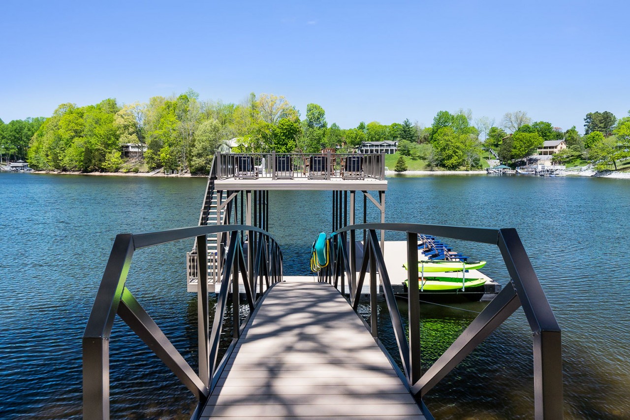 45 Hickory Point Dr