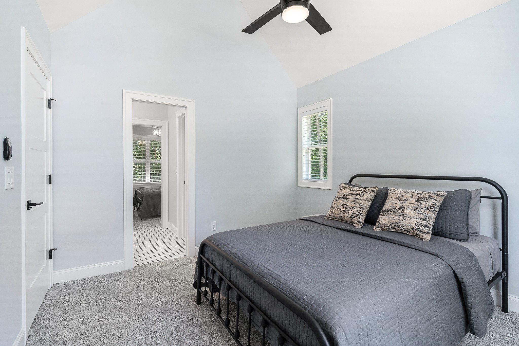 45 Hickory Point Dr