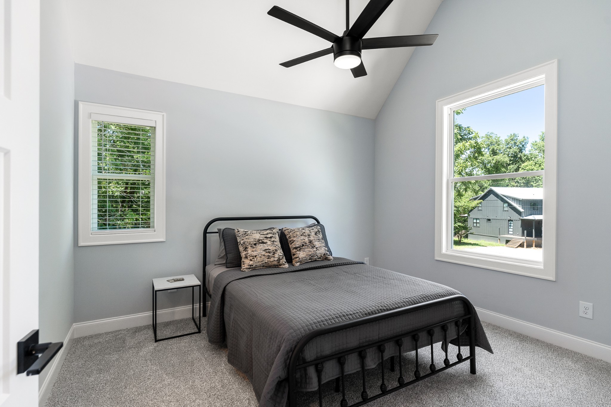 45 Hickory Point Dr
