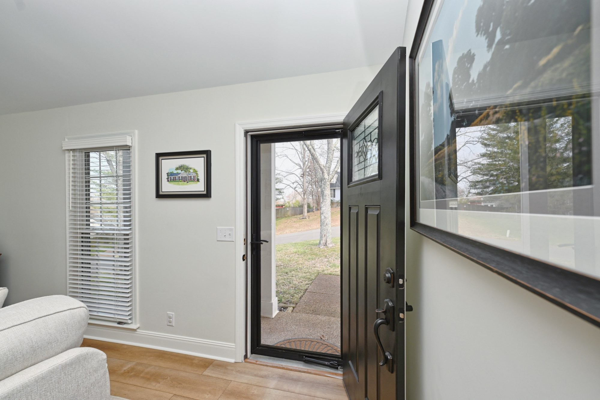 1104 Blythe Ct, E