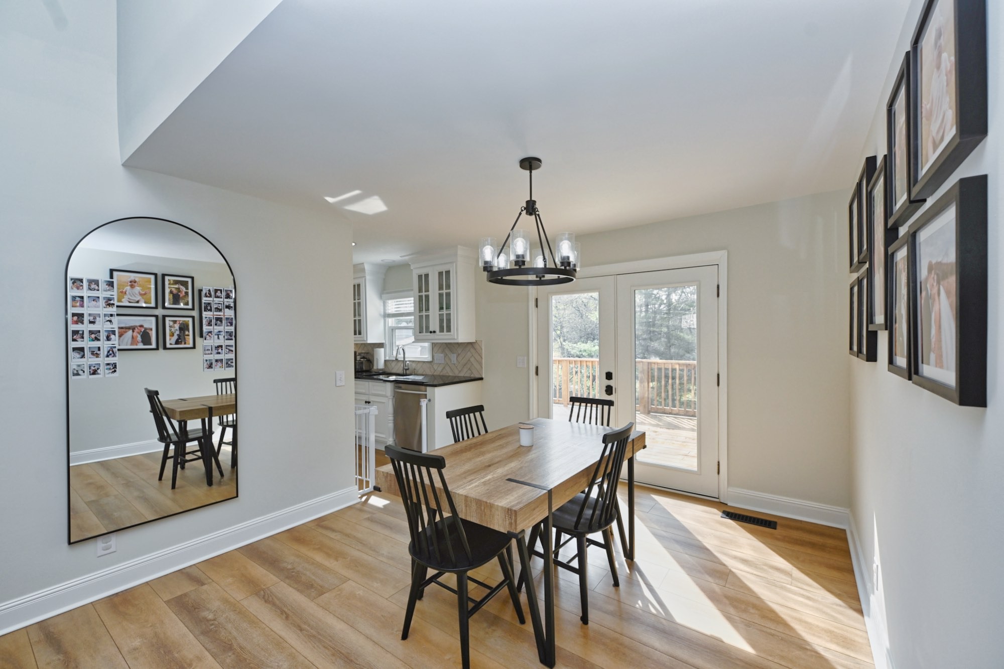 1104 Blythe Ct, E