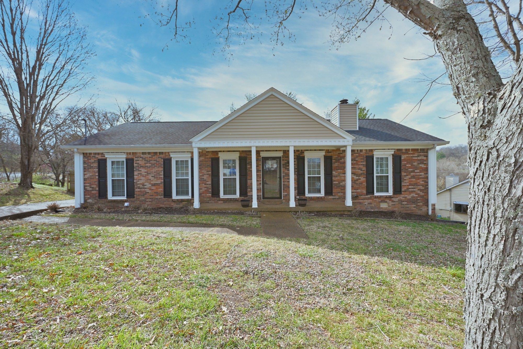 1104 Blythe Ct, E
