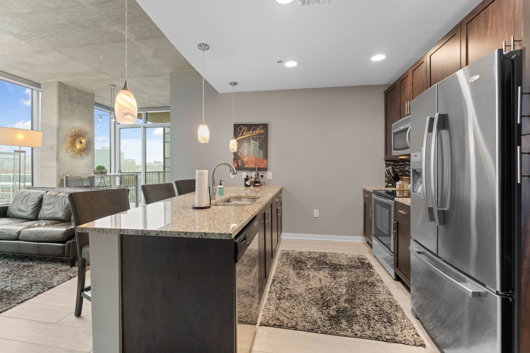 301 Demonbreun St Unit: 814