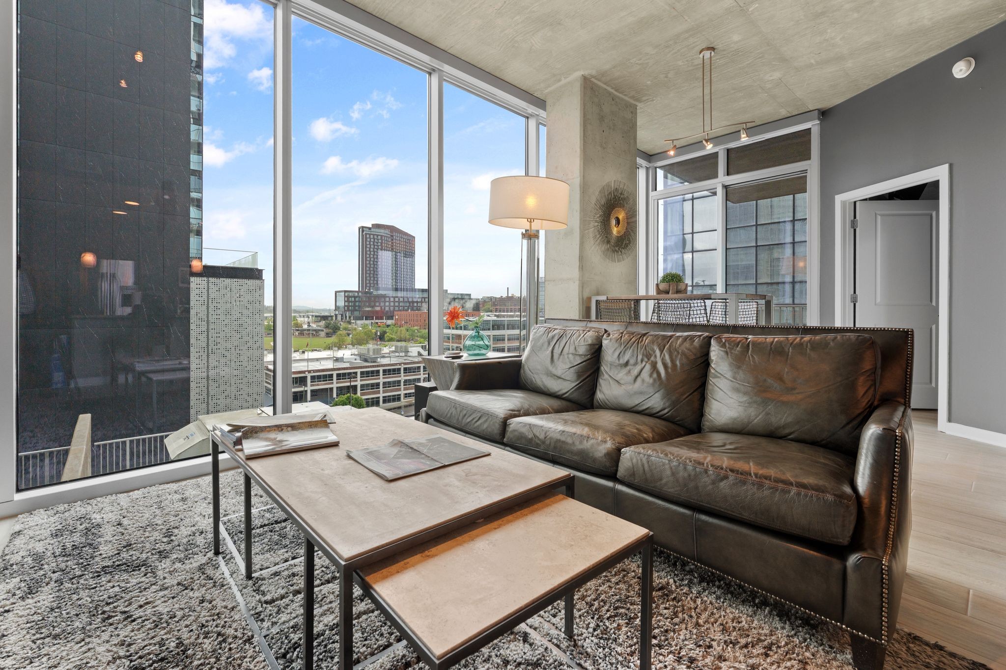 301 Demonbreun St Unit: 814