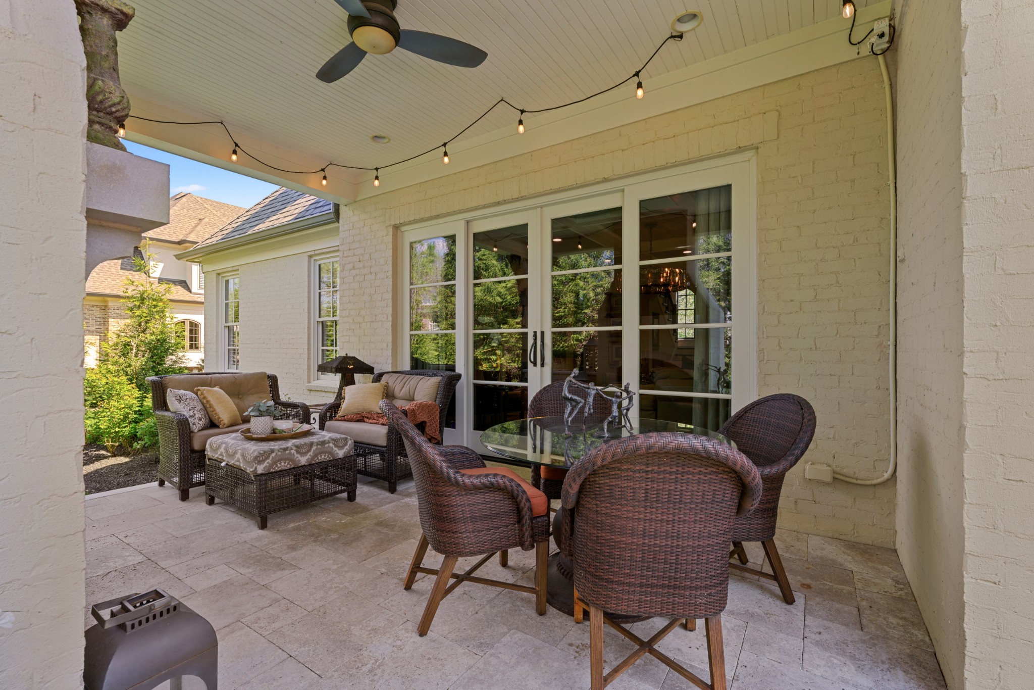 22 Middleton Park Ln