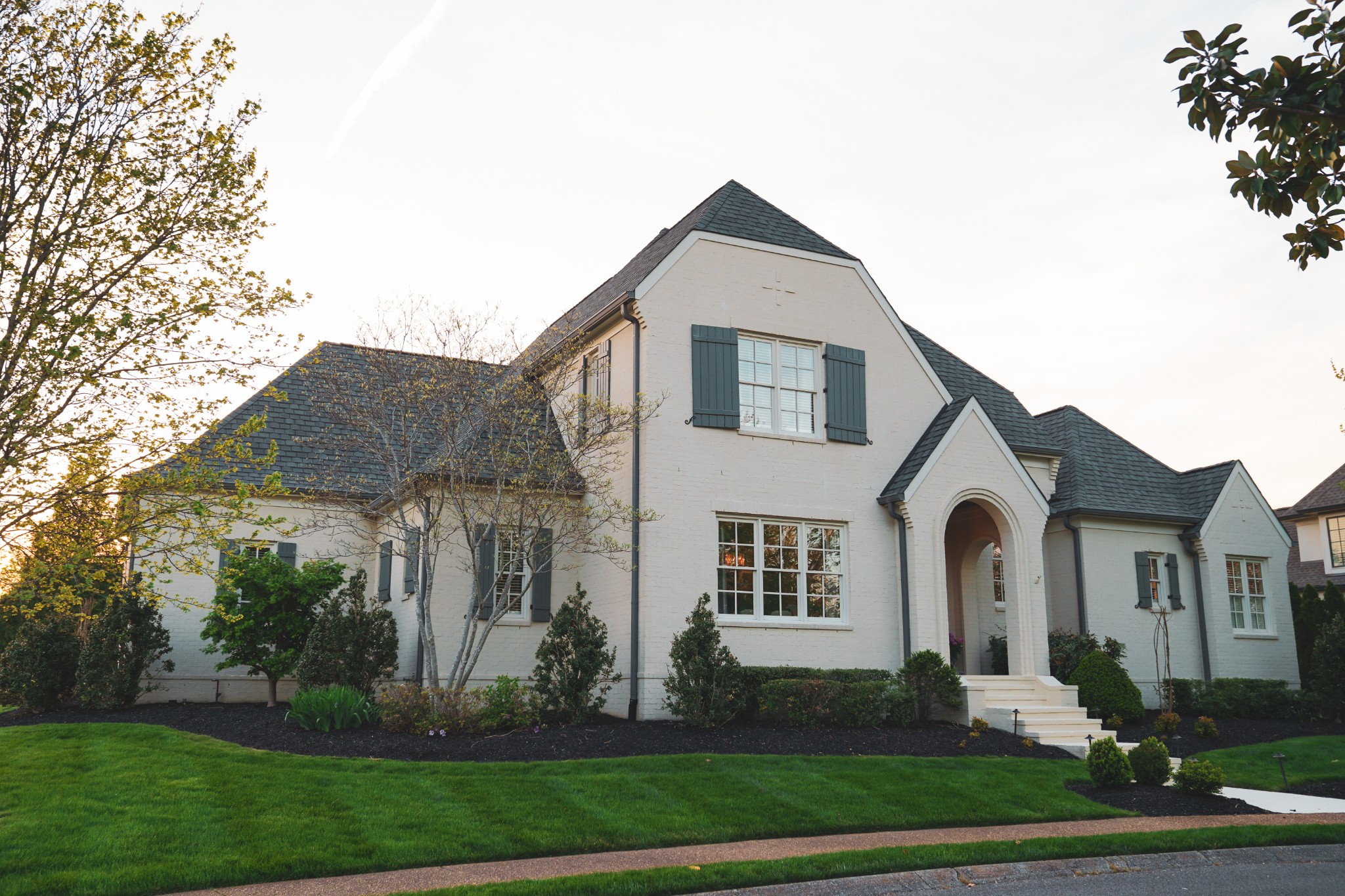 22 Middleton Park Ln