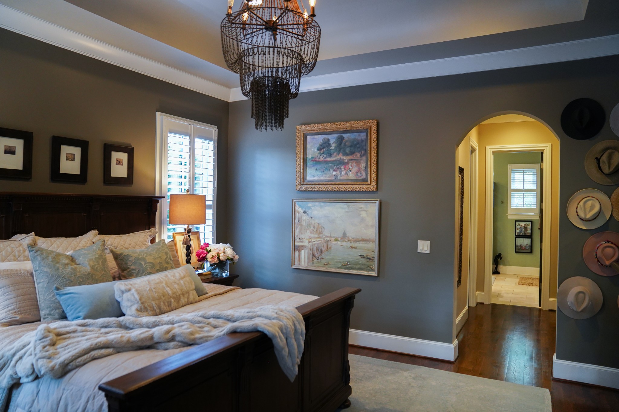 22 Middleton Park Ln