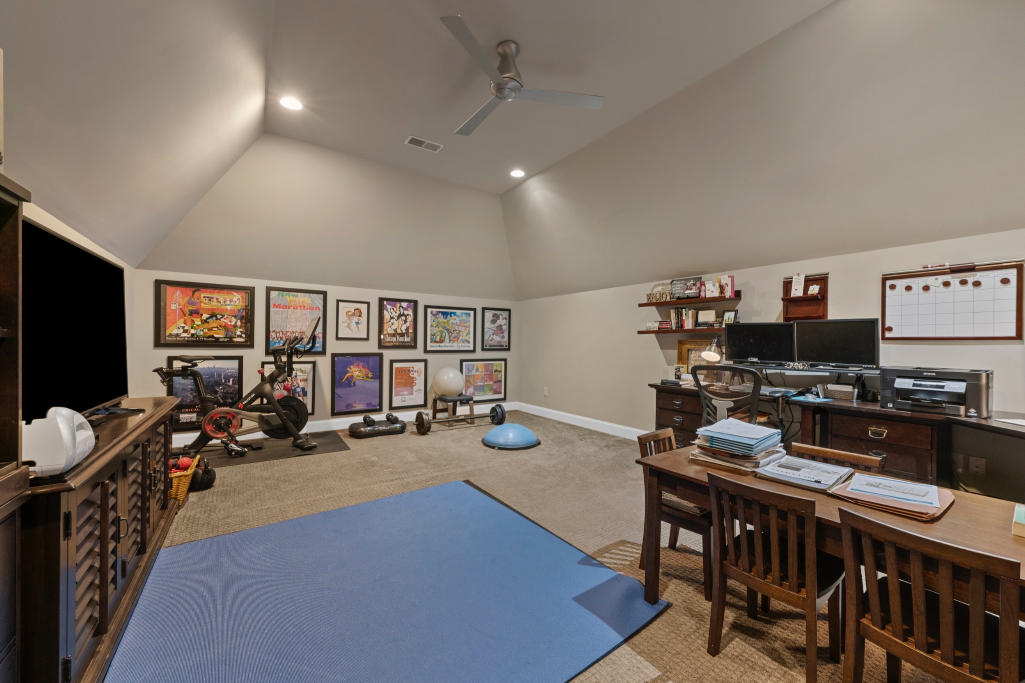 22 Middleton Park Ln