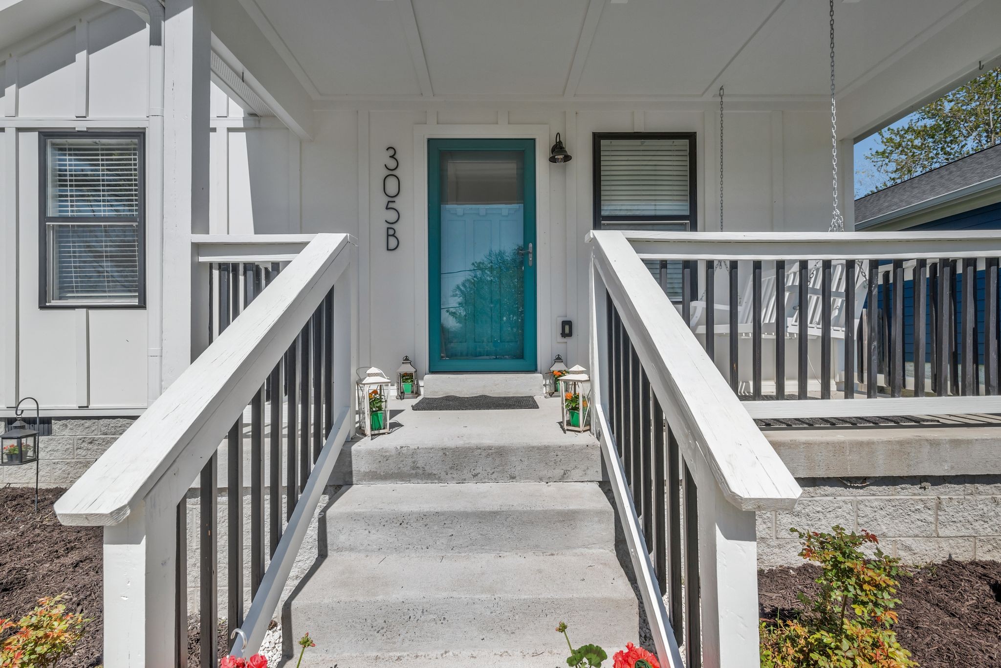 305B Keeton Ave