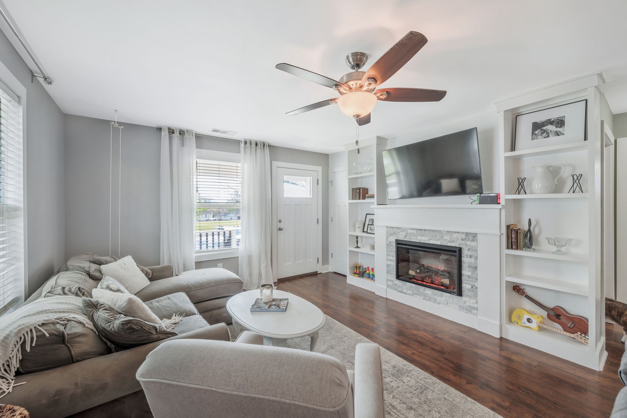 305B Keeton Ave