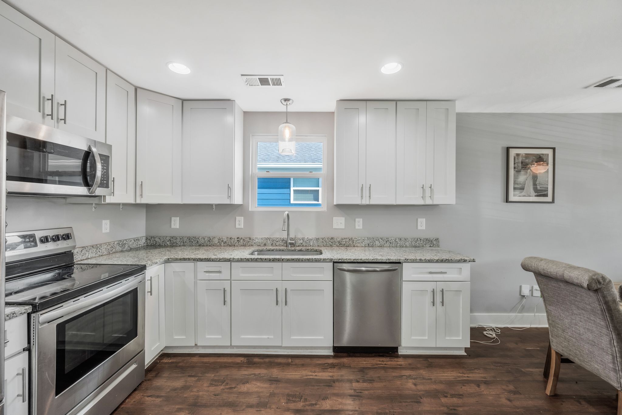 305B Keeton Ave