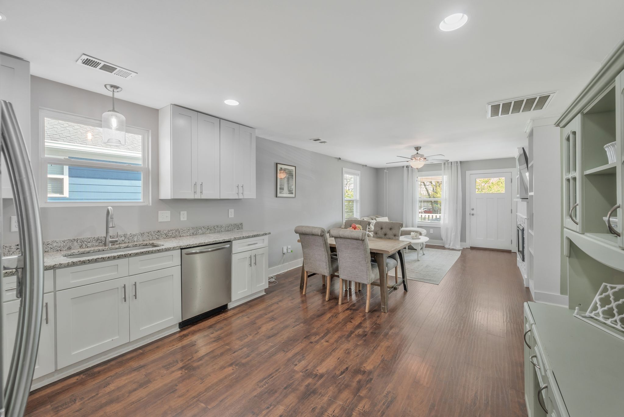 305B Keeton Ave