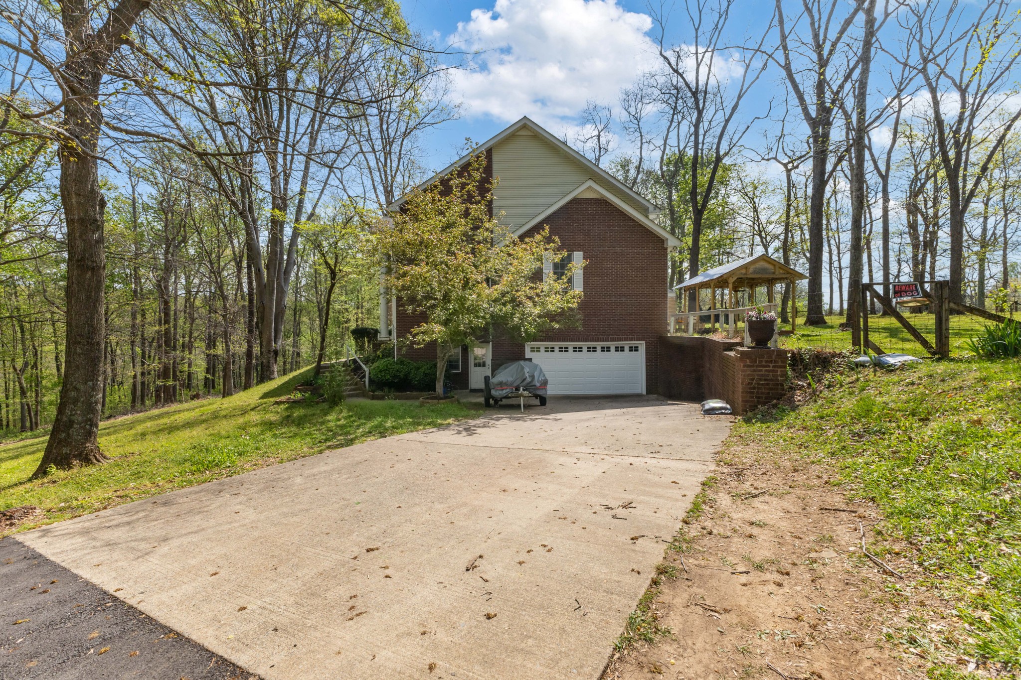1628 Shell Rd