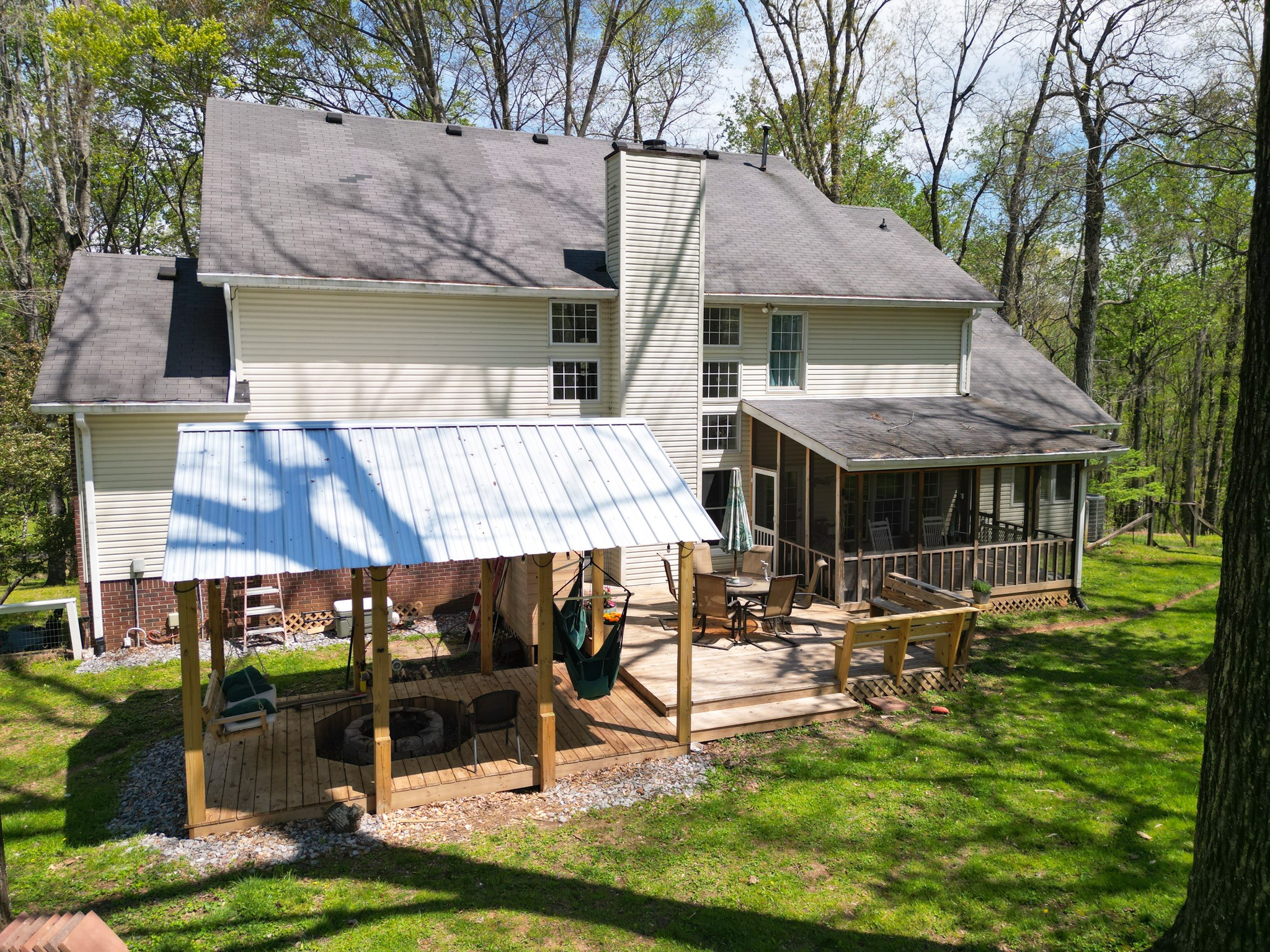 1628 Shell Rd