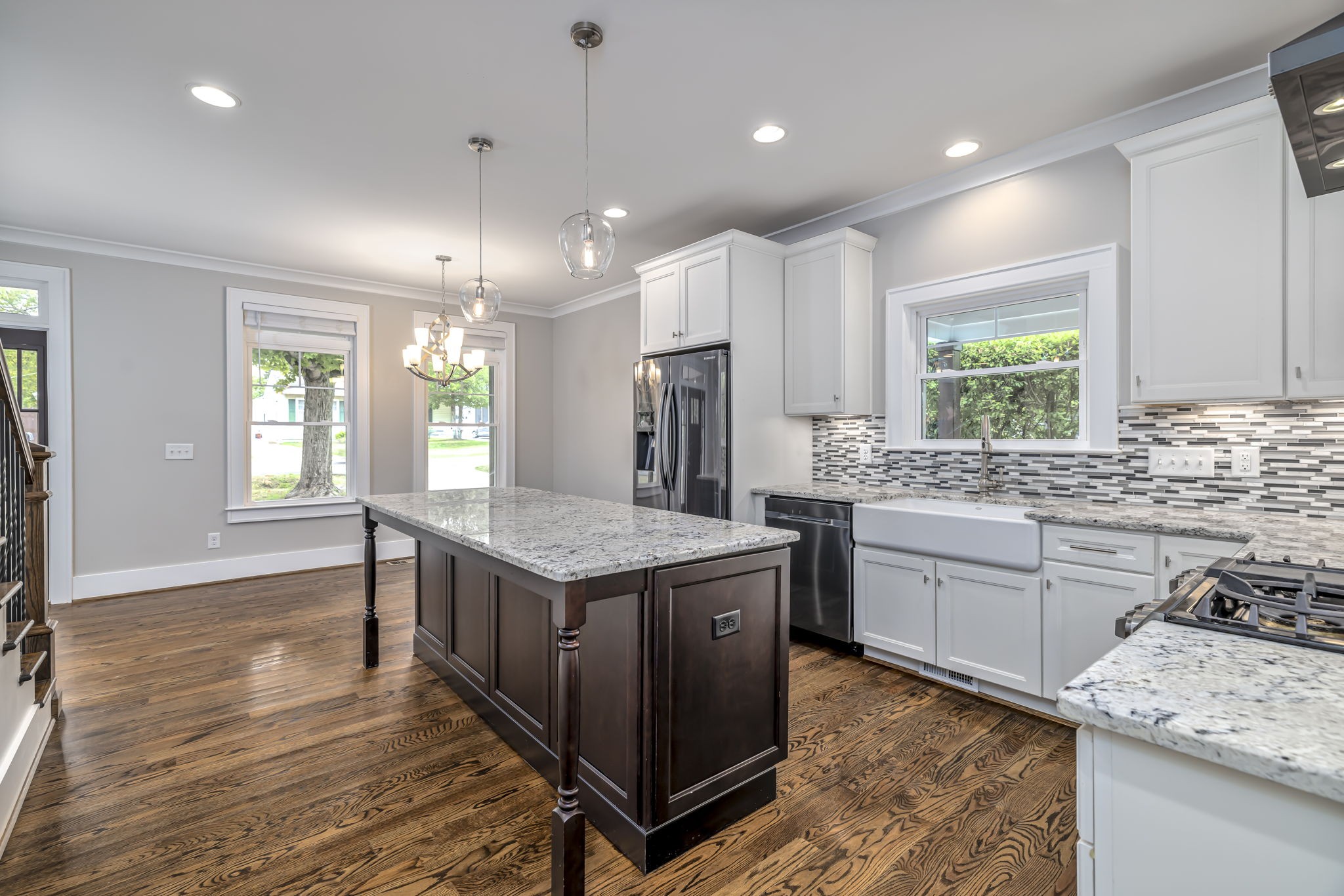 302 Bel Aire Dr