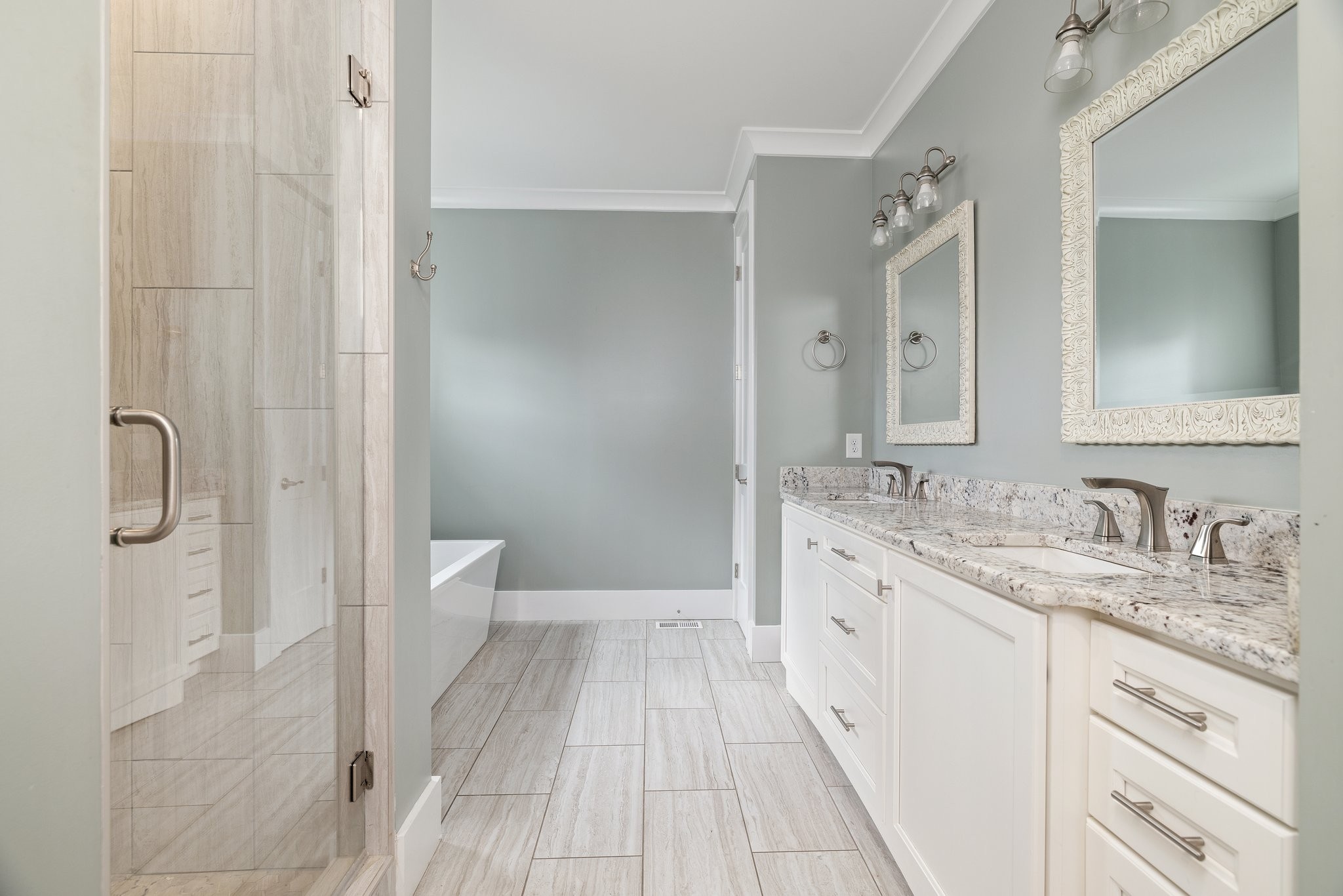 302 Bel Aire Dr