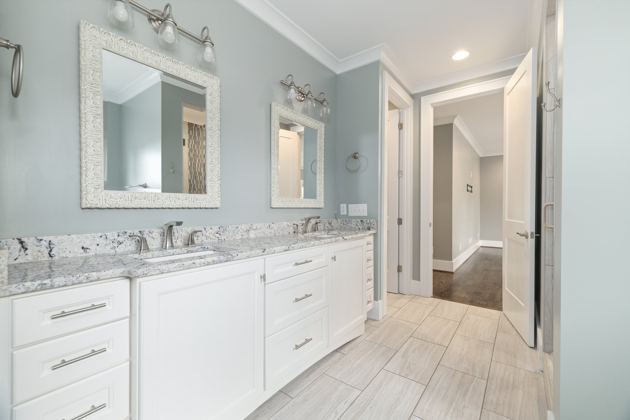 302 Bel Aire Dr