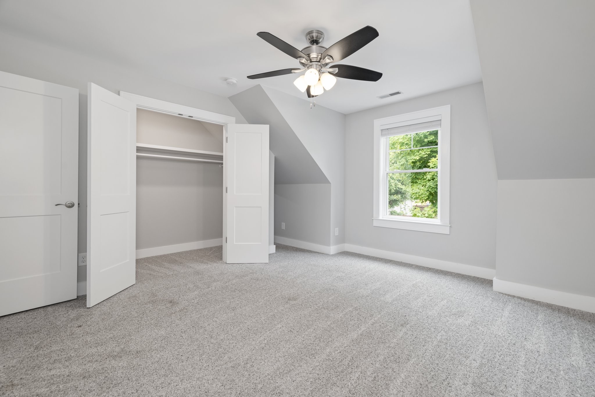 302 Bel Aire Dr