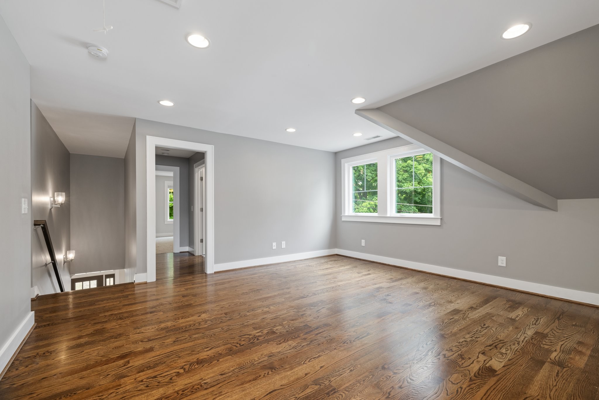 302 Bel Aire Dr