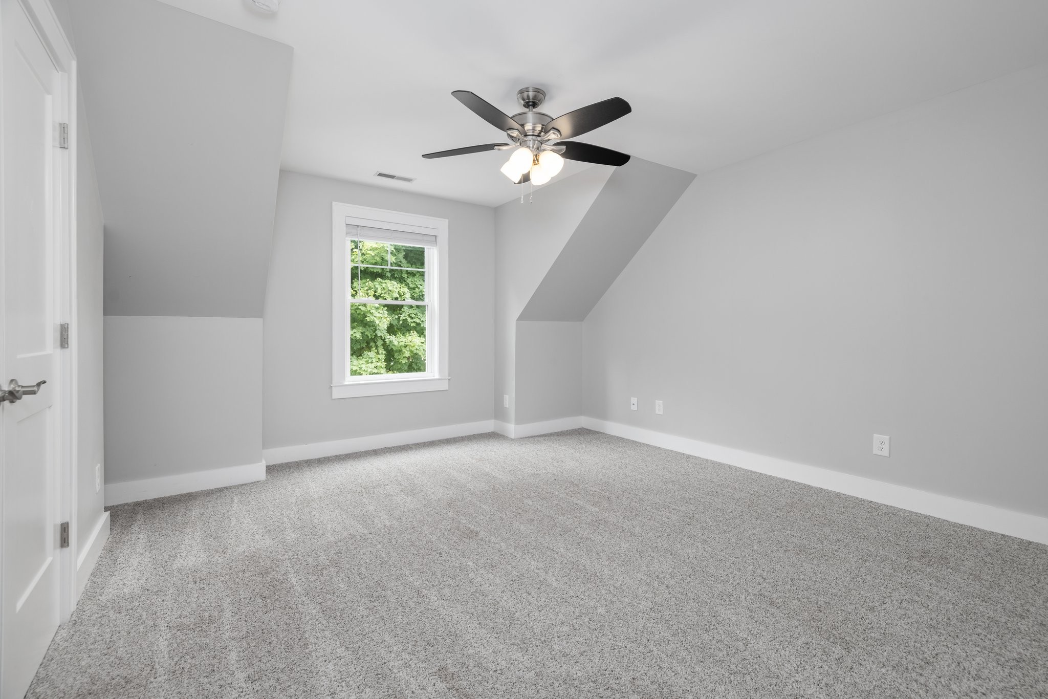 302 Bel Aire Dr