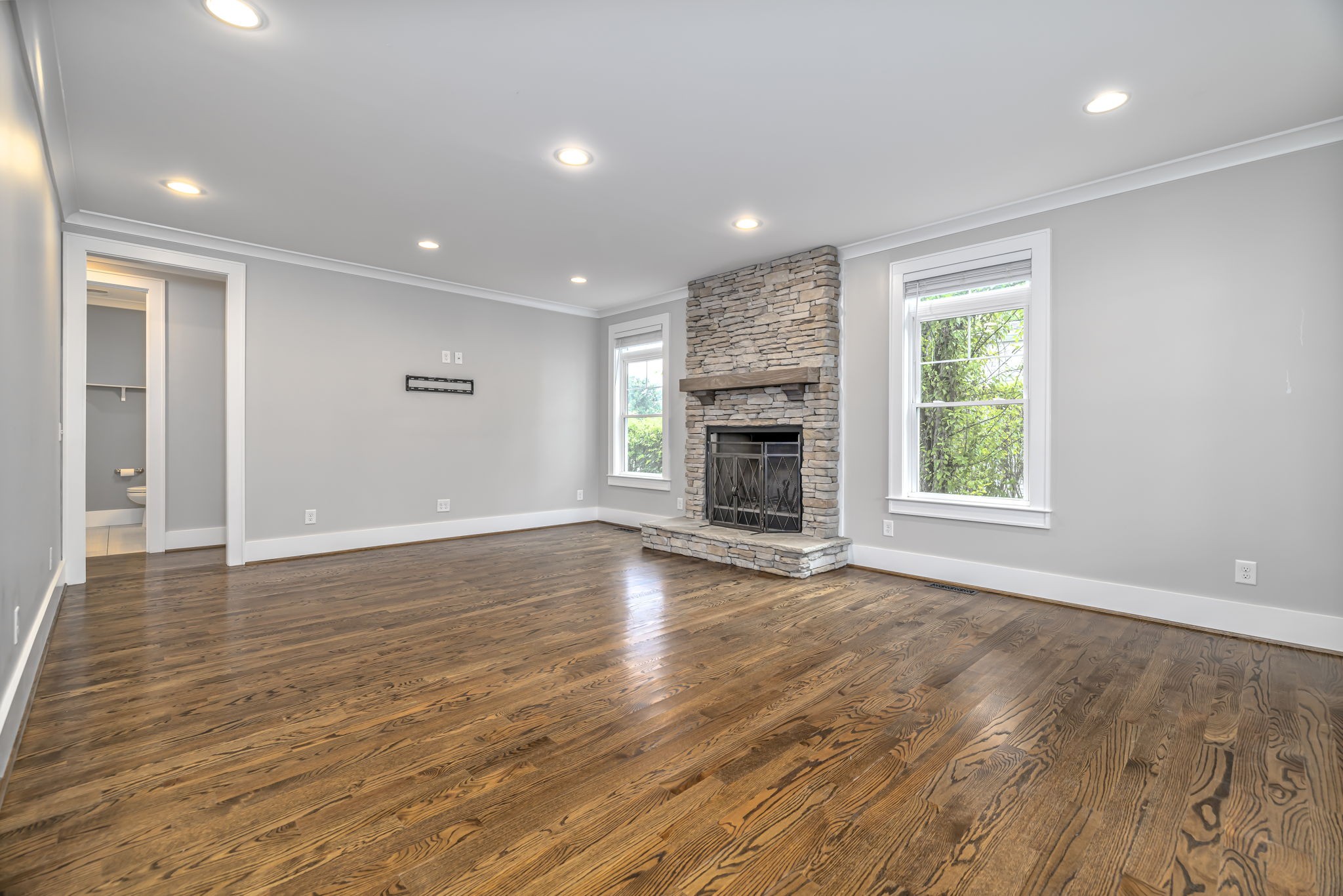 302 Bel Aire Dr