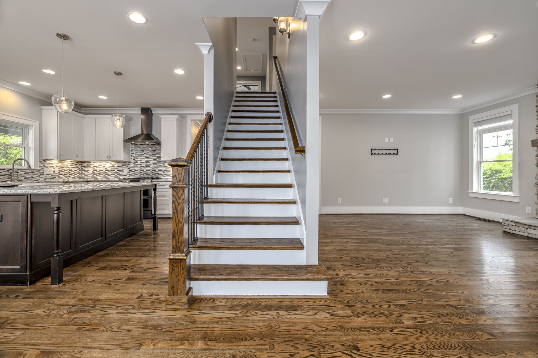 302 Bel Aire Dr