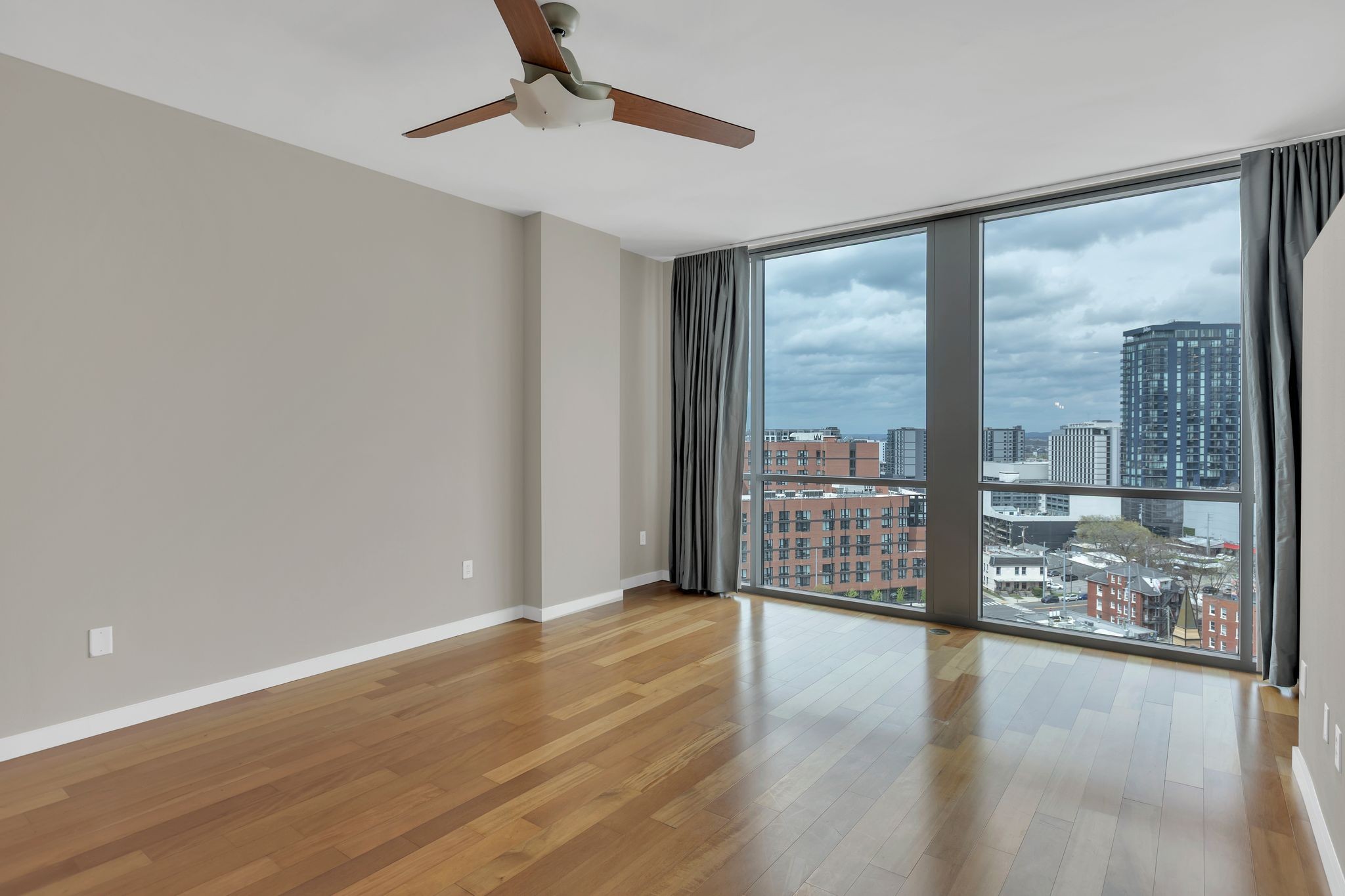 900 20th Ave, S Unit: 1003