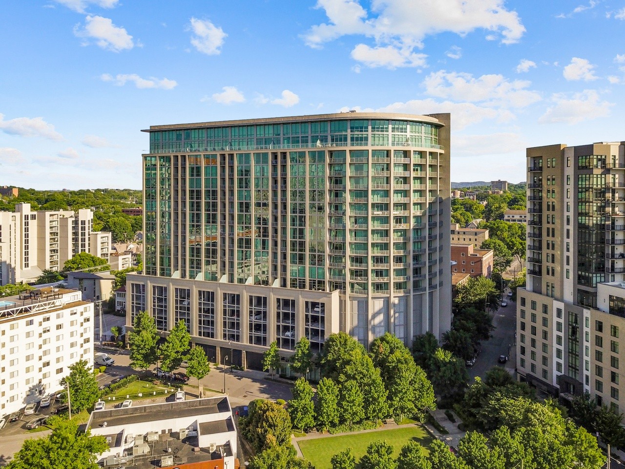 900 20th Ave, S Unit: 1003