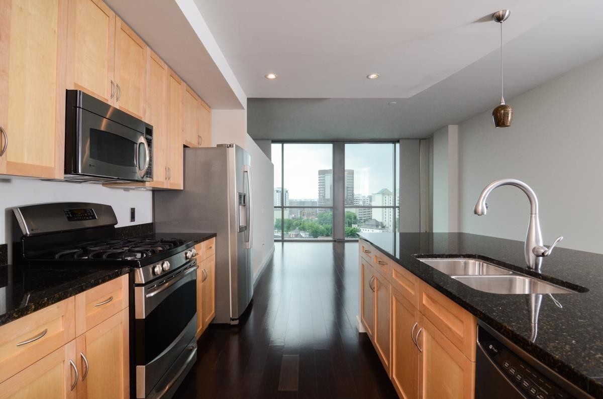 900 20th Ave, S Unit: 705