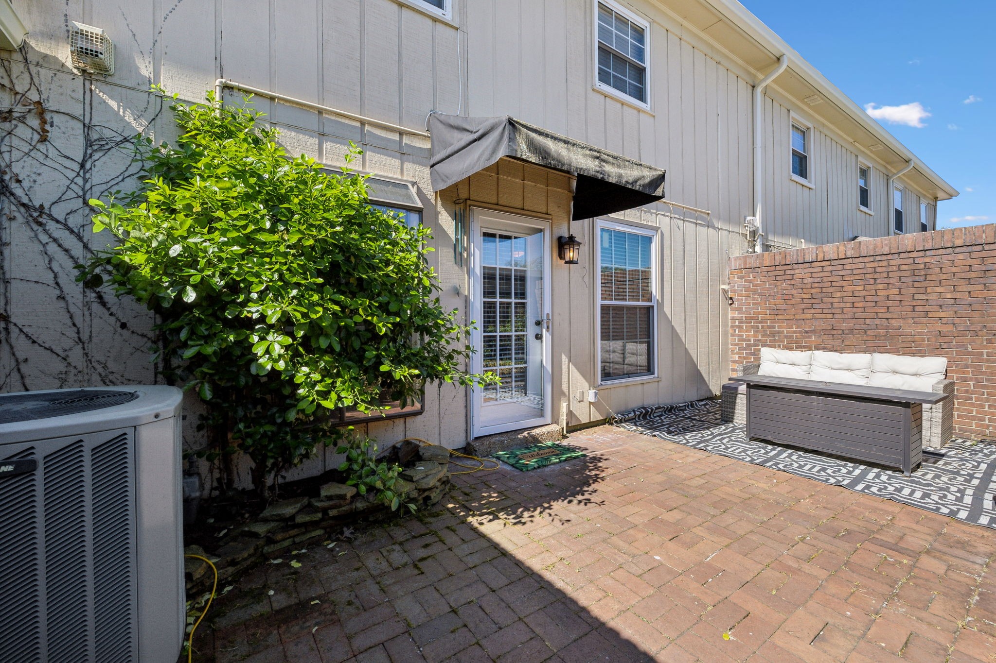 923 Todd Preis Dr