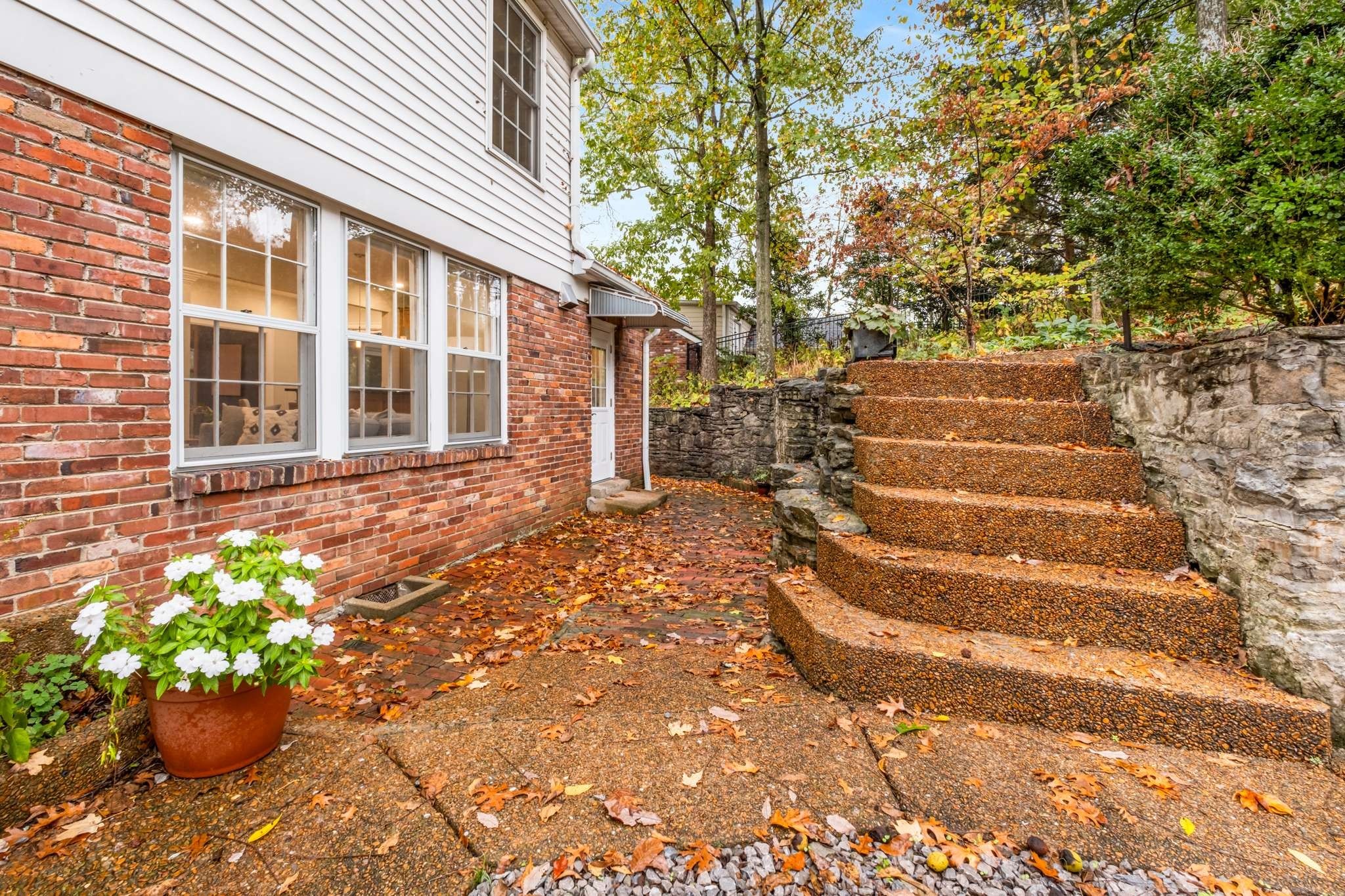 3109 Overlook Dr