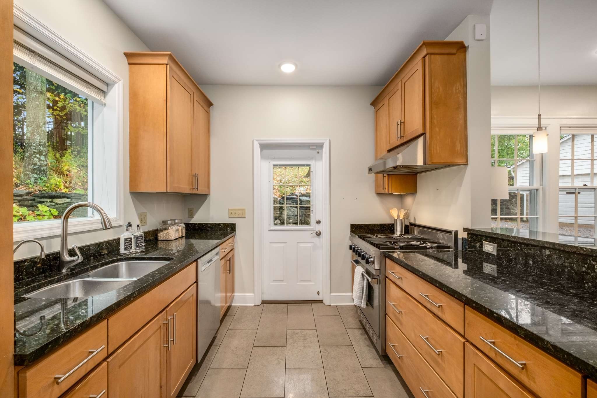 3109 Overlook Dr
