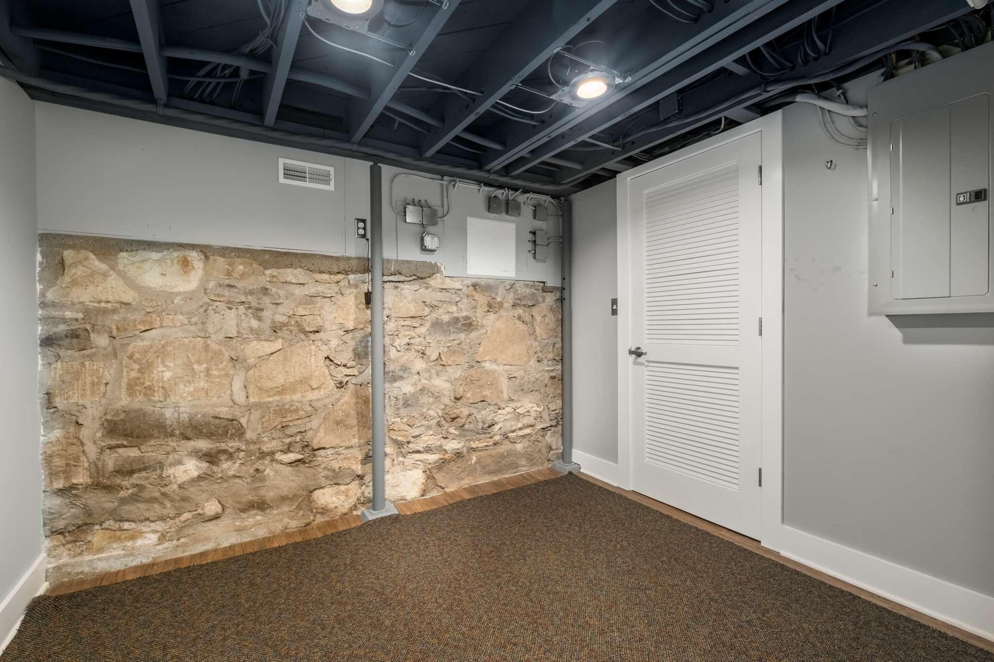 3109 Overlook Dr
