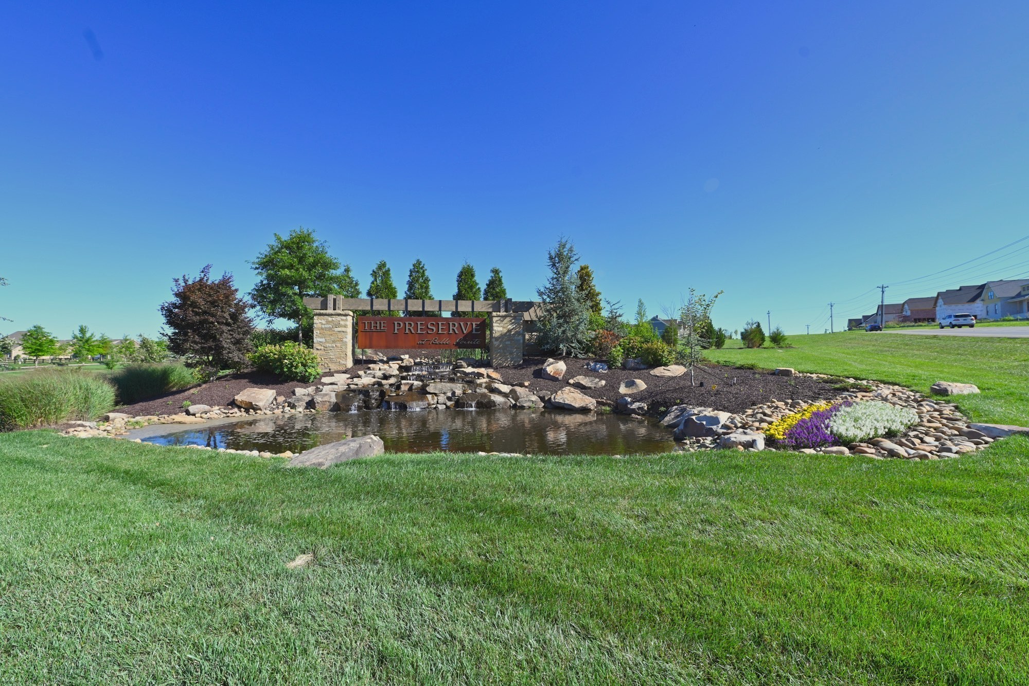981 Nance Ln