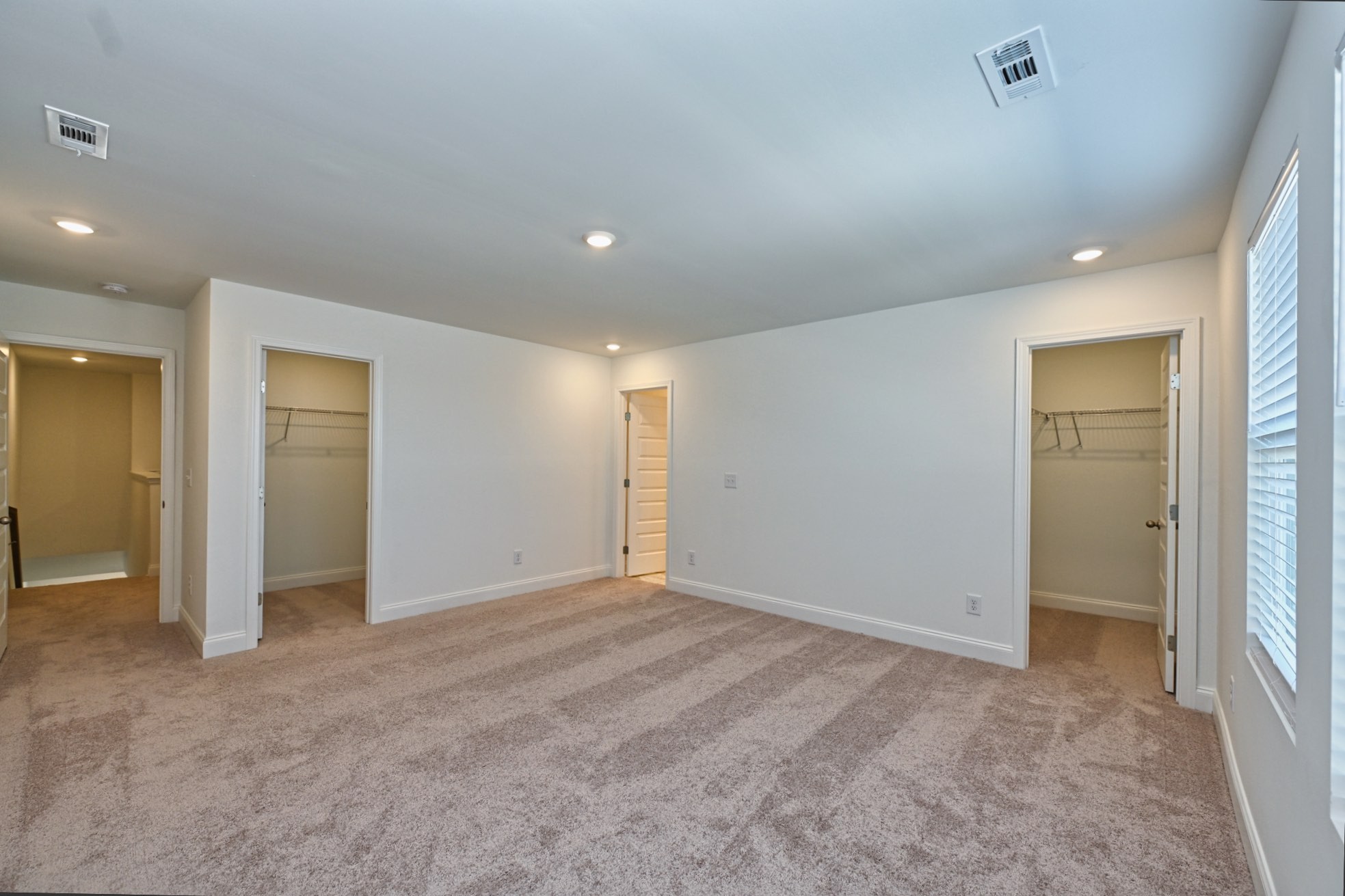 981 Nance Ln
