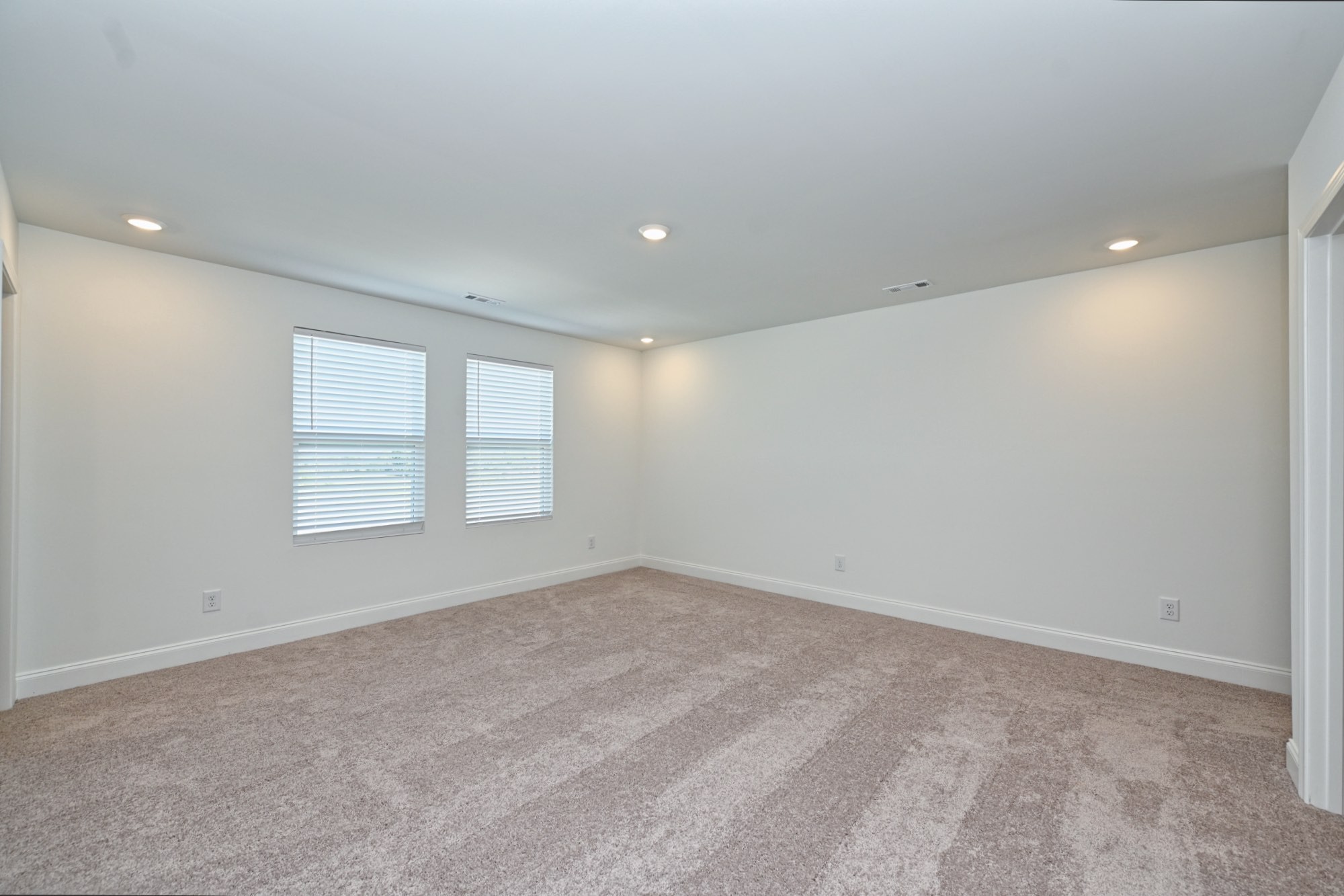 981 Nance Ln