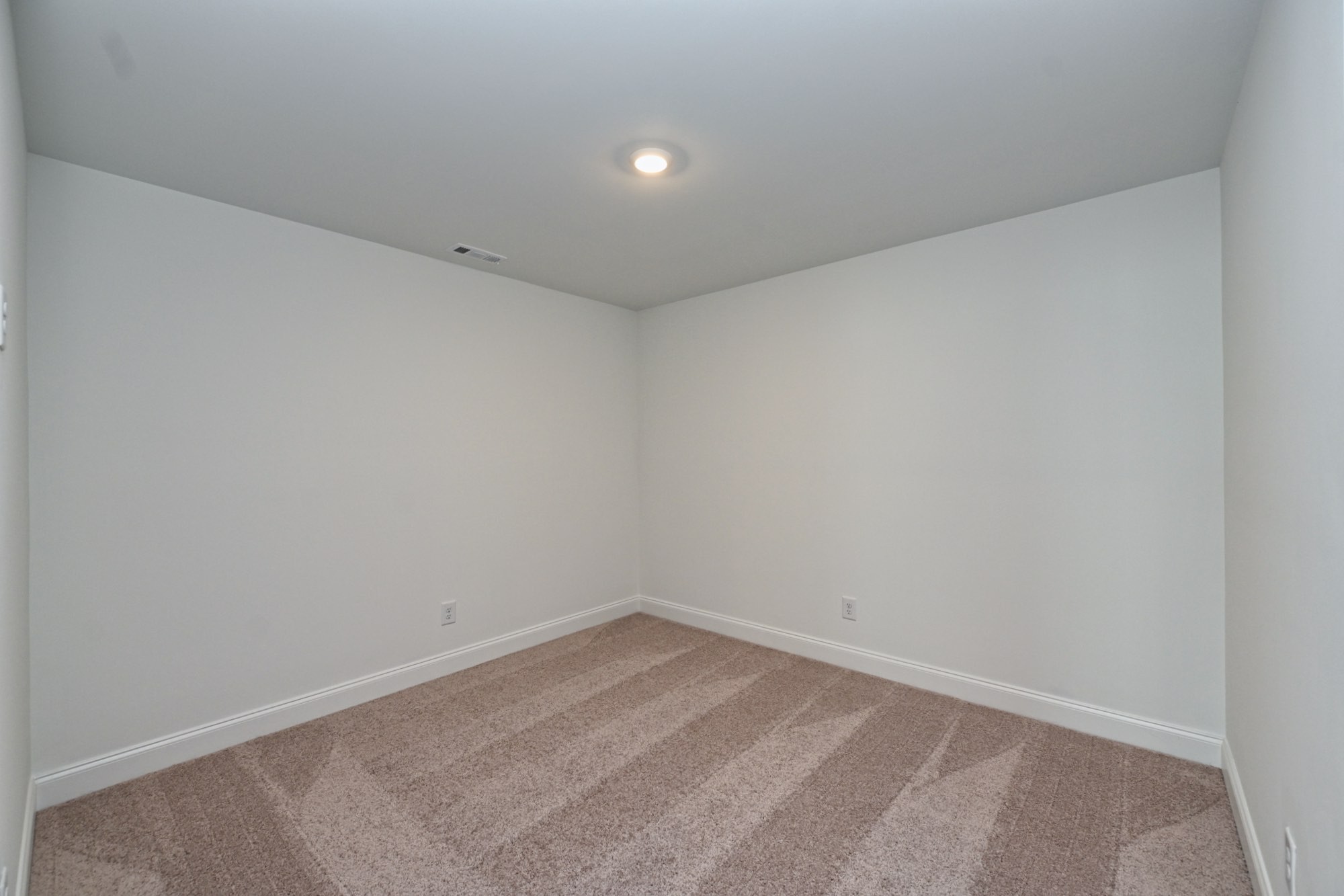 981 Nance Ln