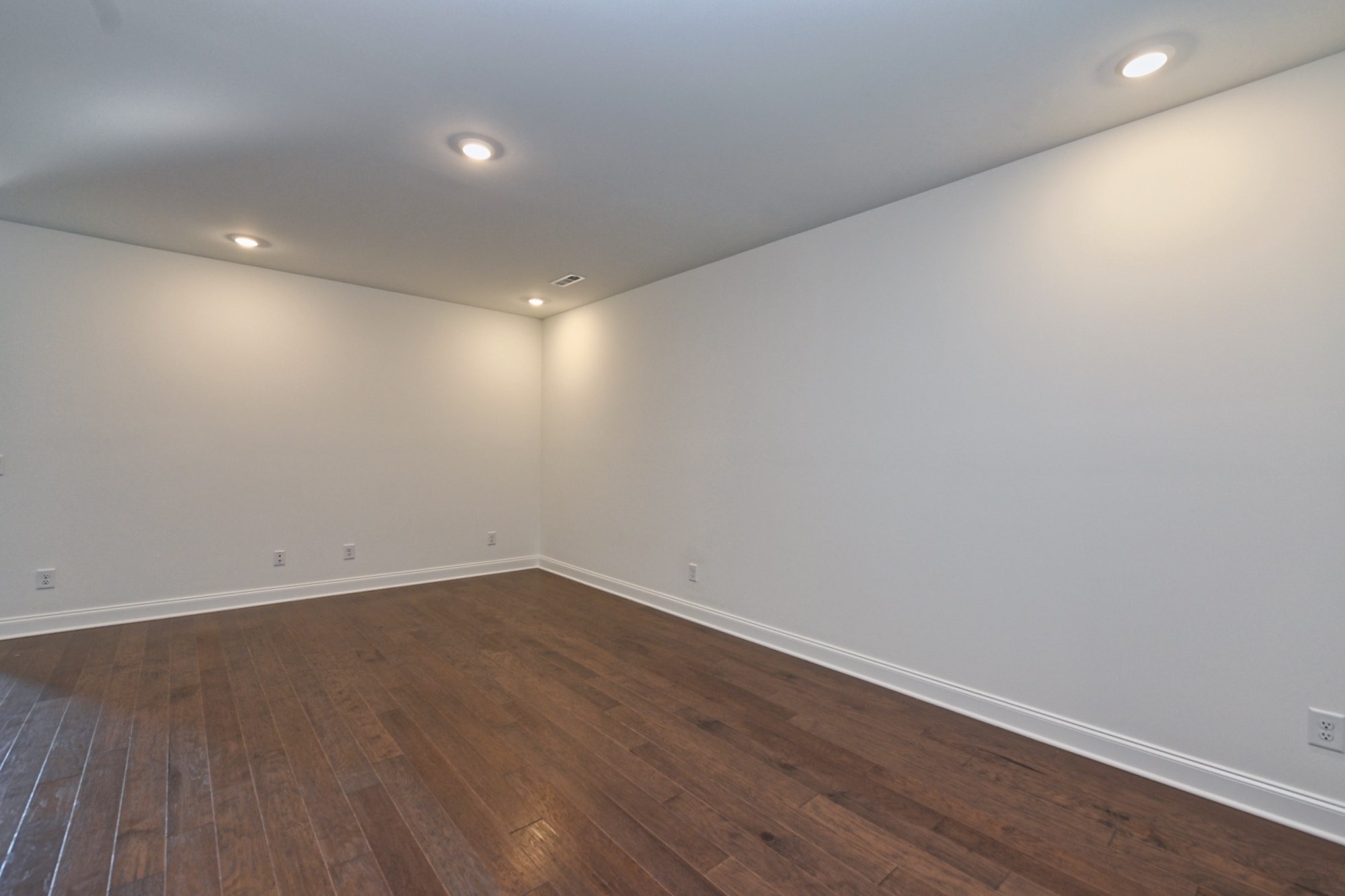 981 Nance Ln
