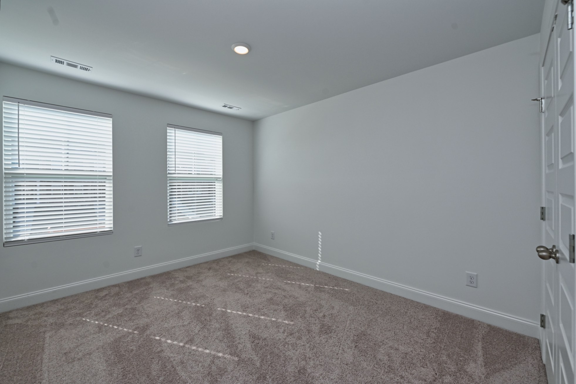 981 Nance Ln
