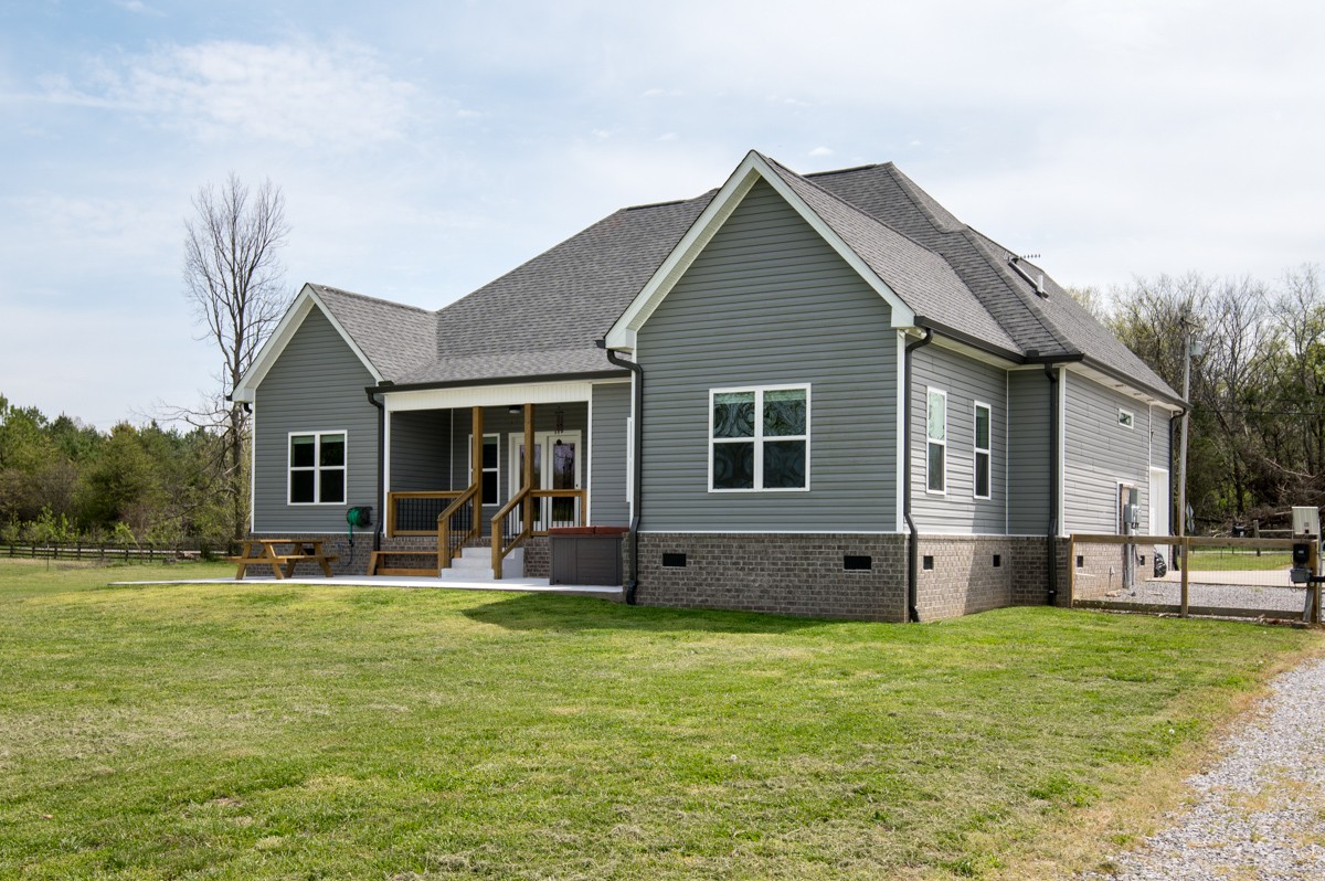 85 Goshen Rd