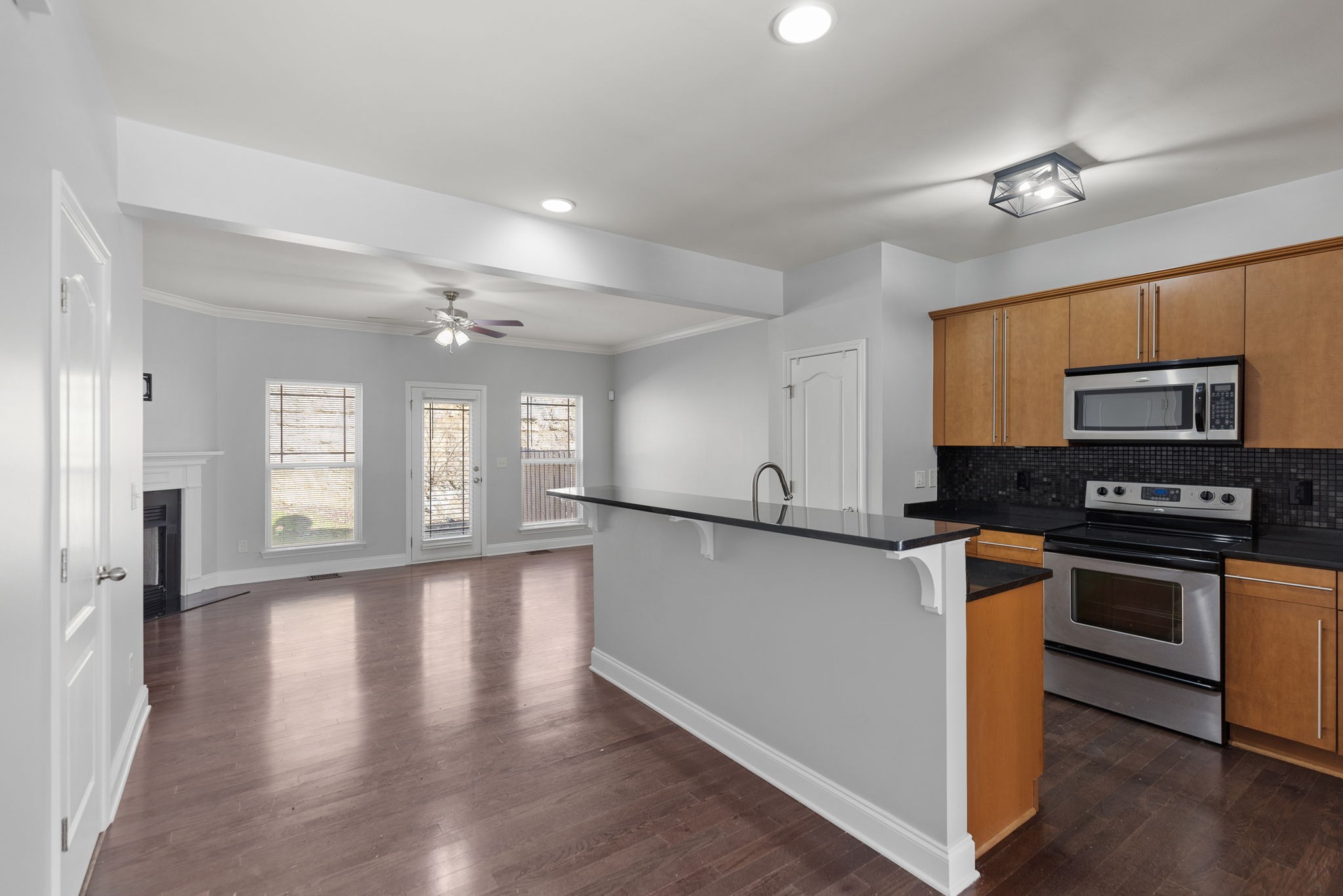 1068 Woodbury Falls Dr