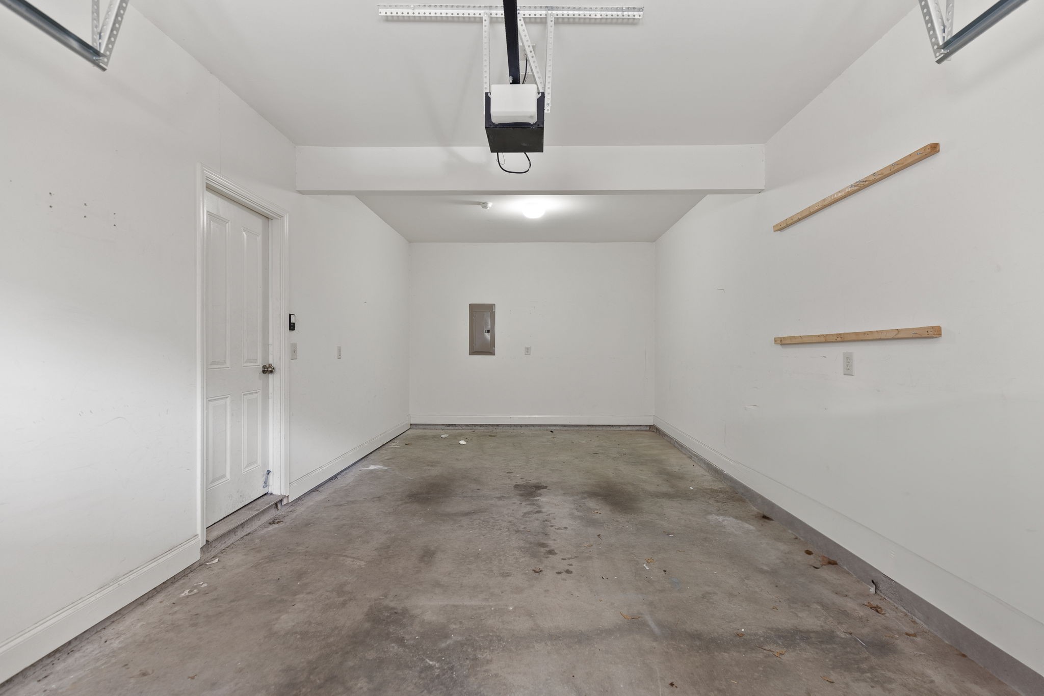 1068 Woodbury Falls Dr