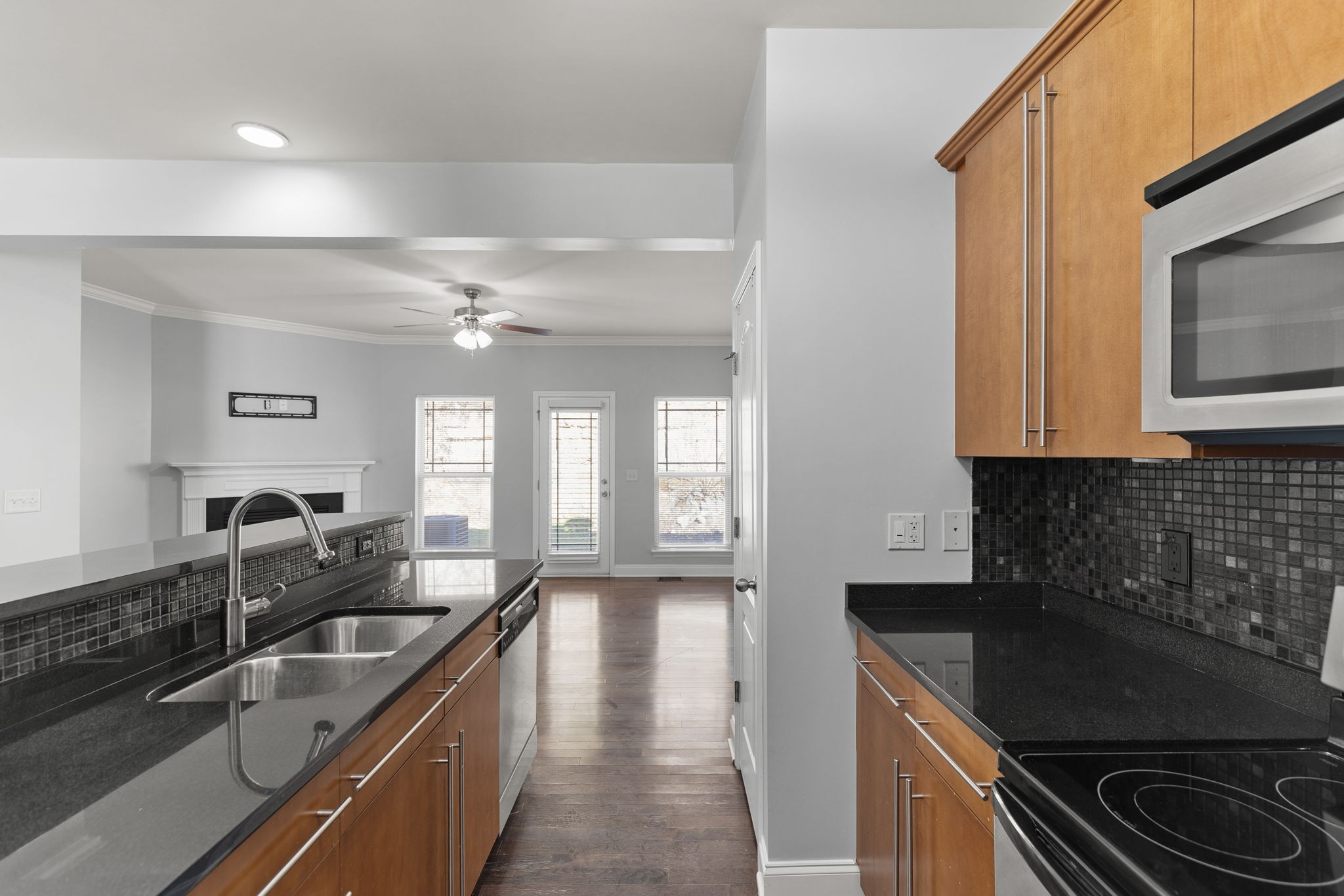 1068 Woodbury Falls Dr