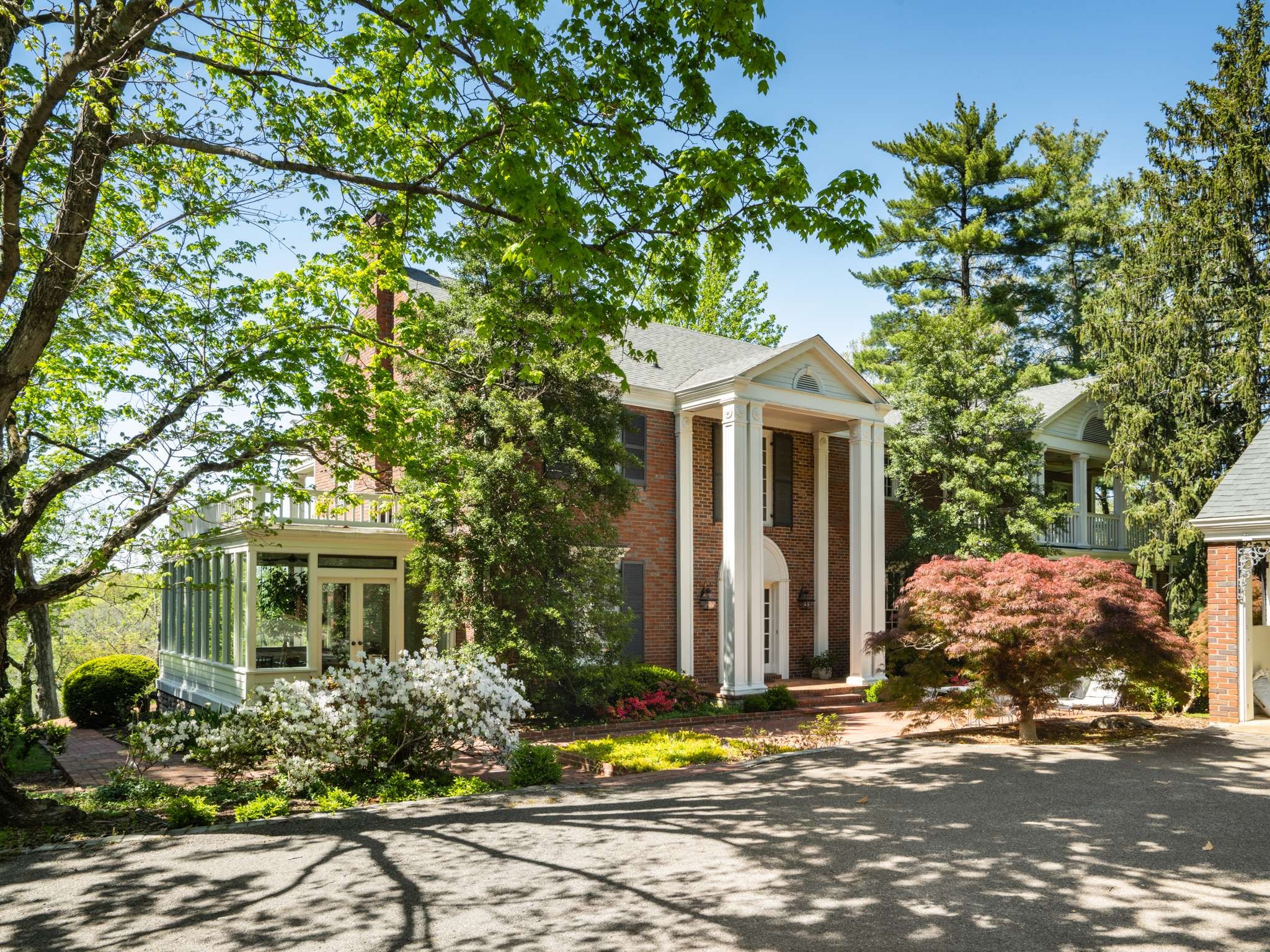 5350 Hillsboro Pike