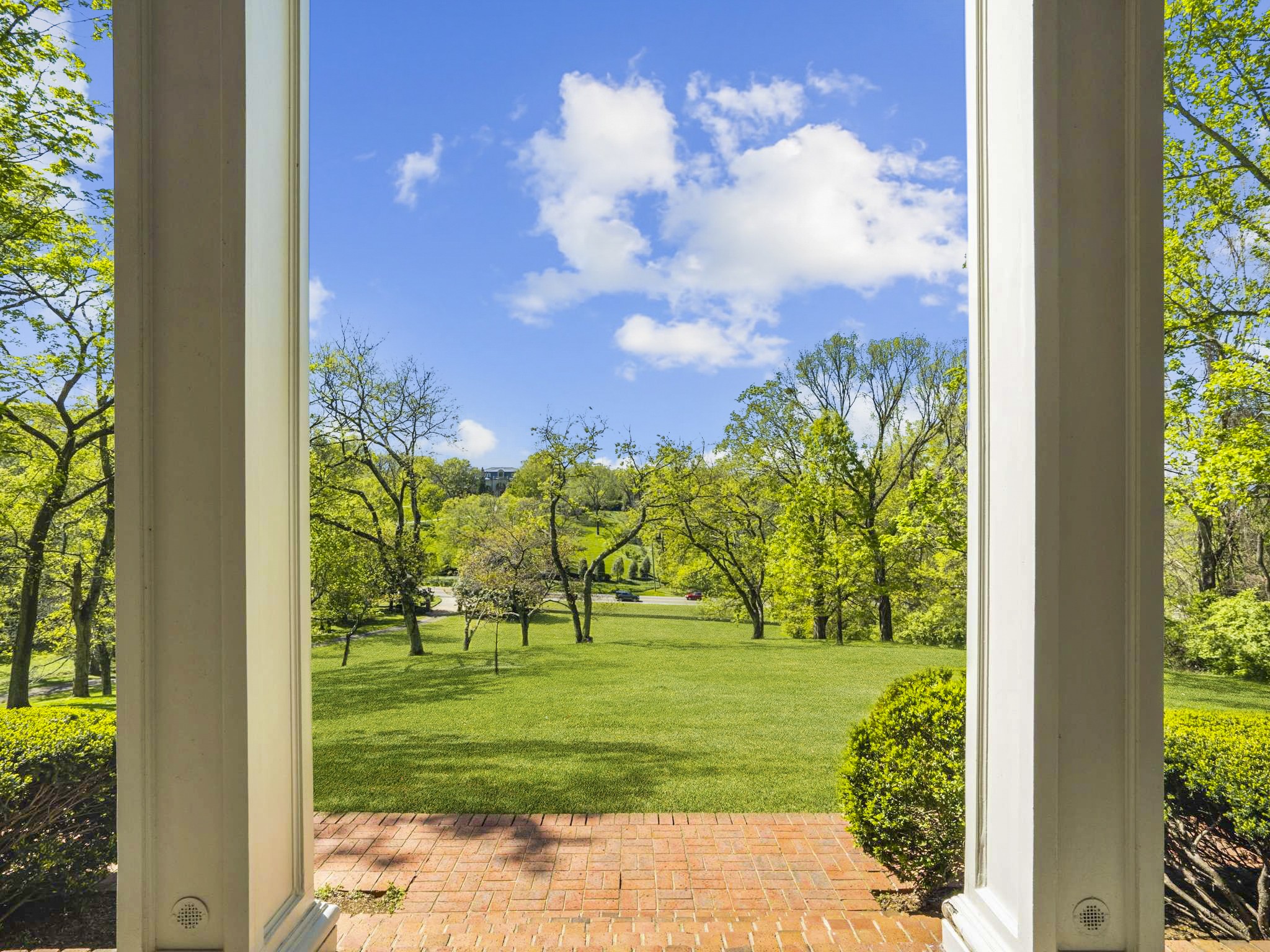 5350 Hillsboro Pike