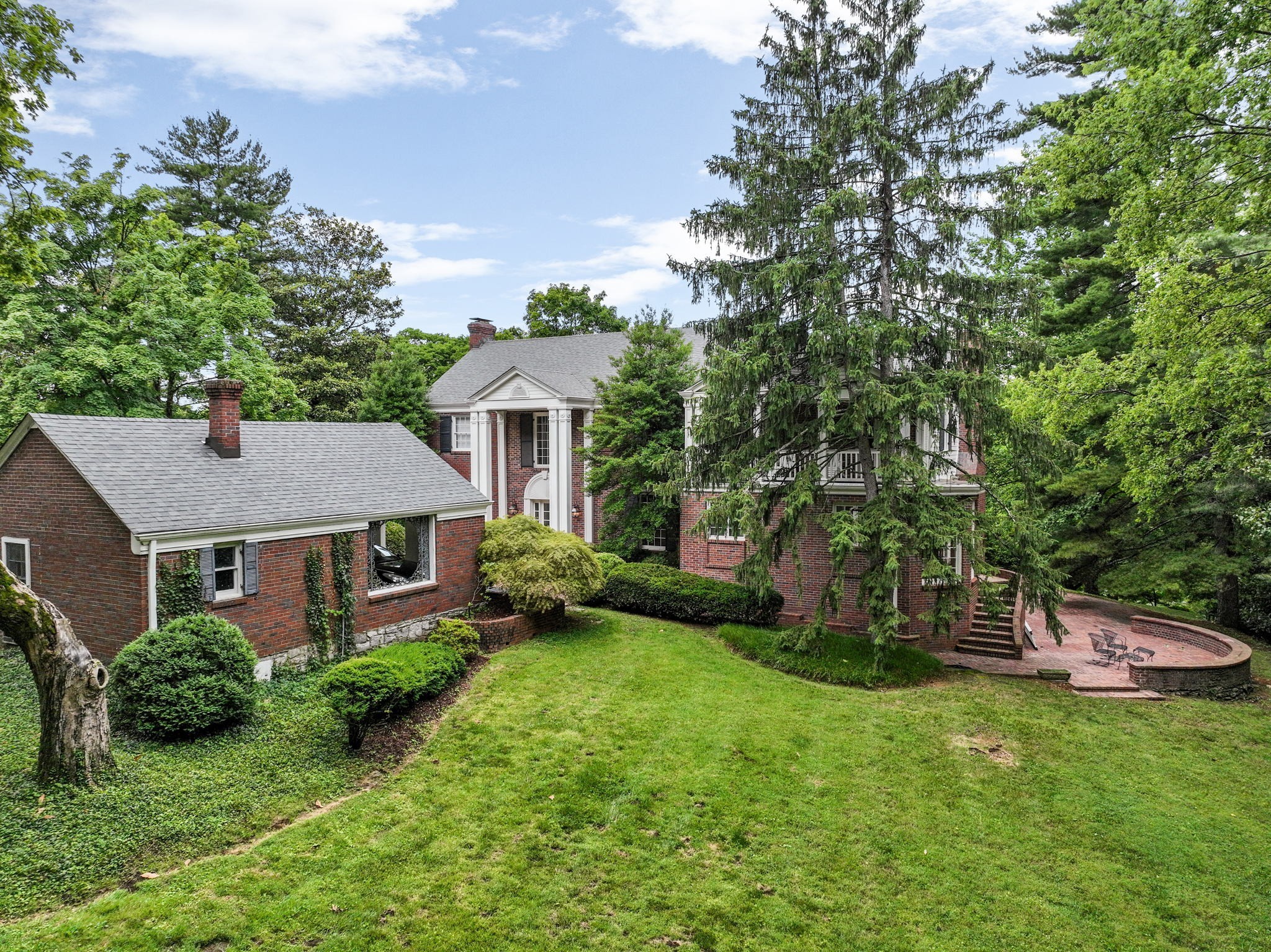 5350 Hillsboro Pike
