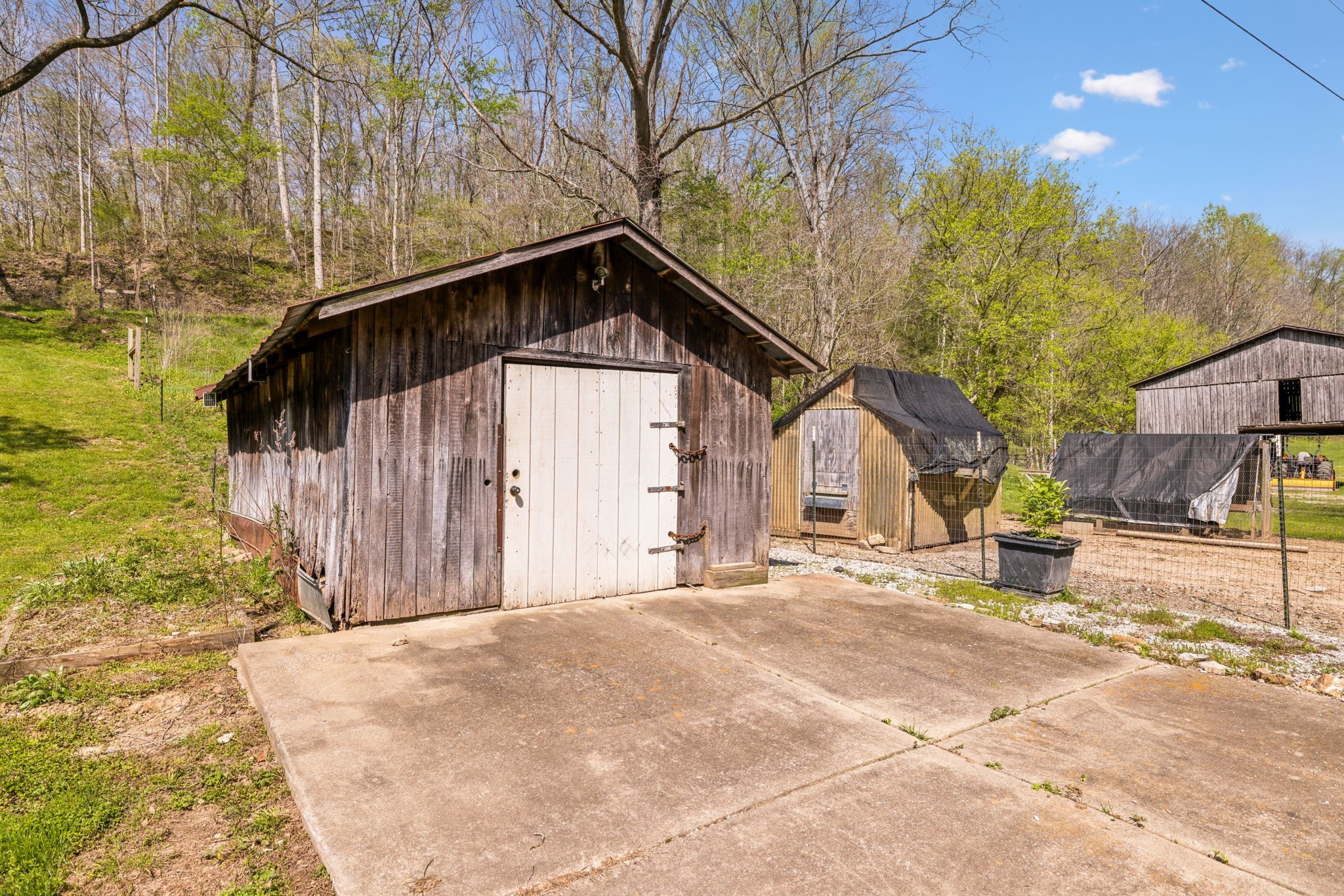 5822 Fly Hollow Rd